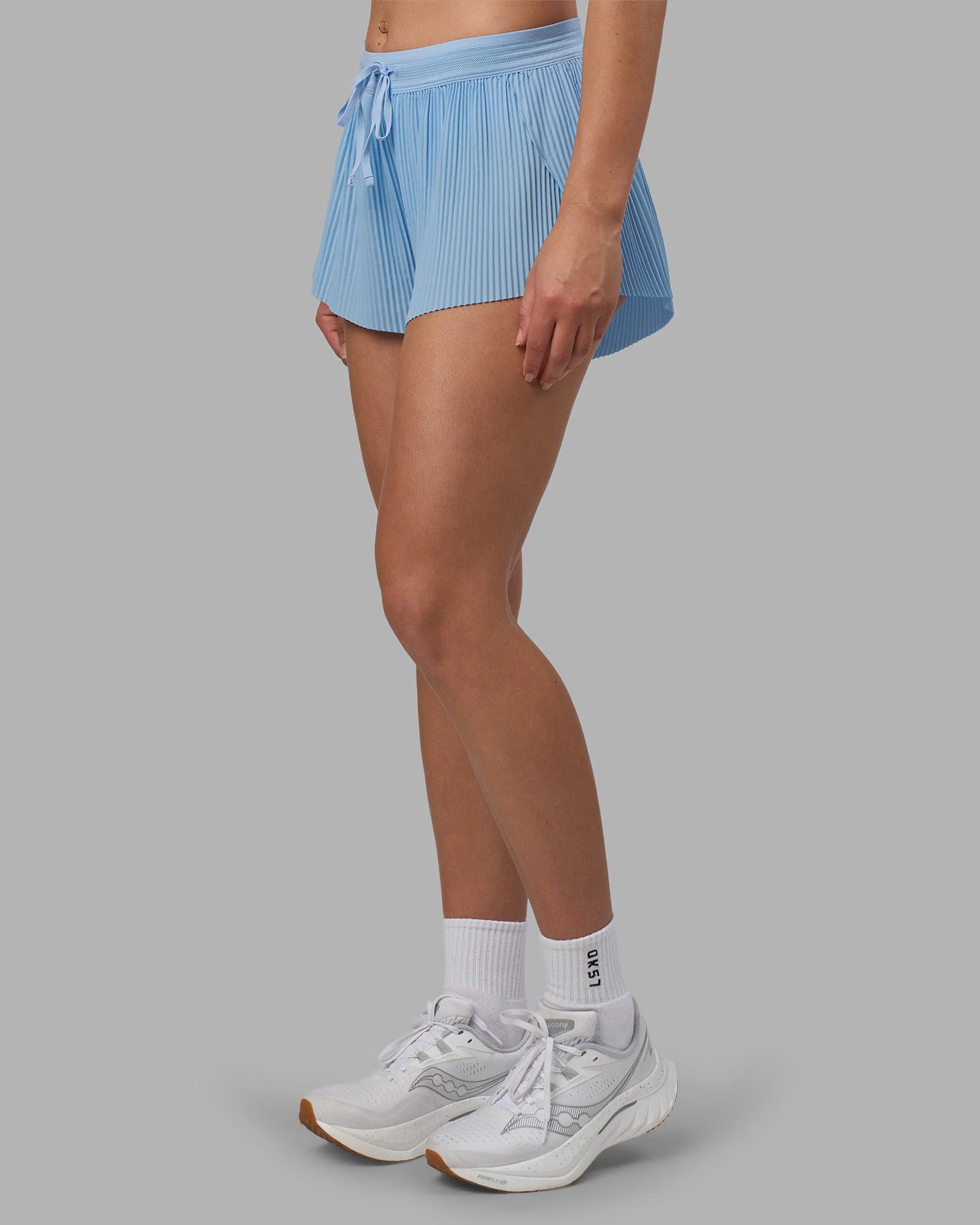 Accelerate 3" Pleated Mid-Rise Running Short - Open Air - Image 6