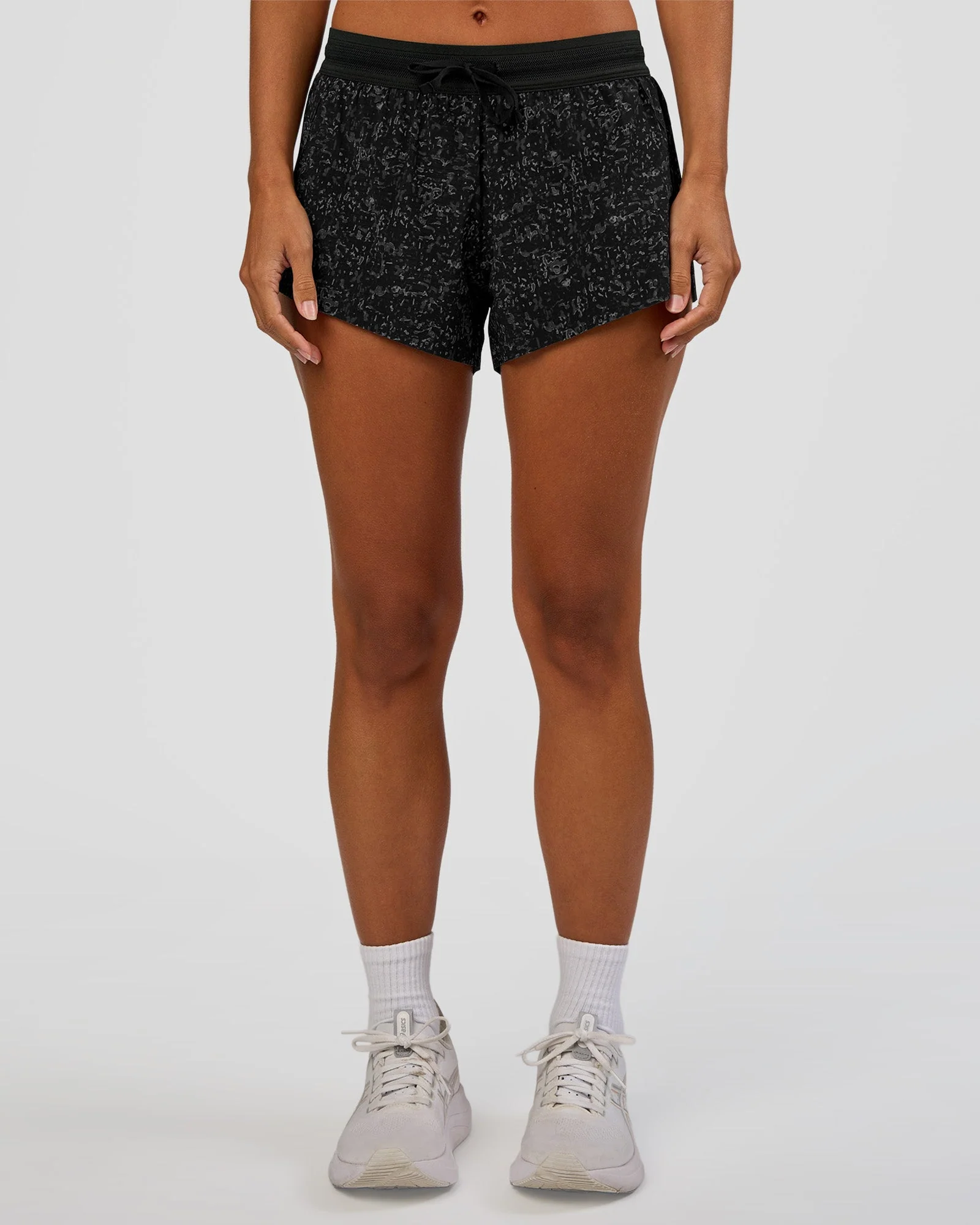 Accelerate 3" Mid-Rise Running Short - Energy Print Black - Image 7