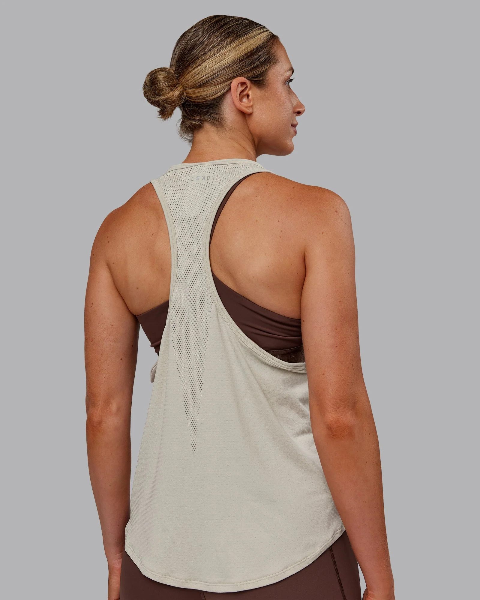 AeroFLX+ Drop Armhole Seamless Tank - Shale Beige/Shale Beige - Image 5