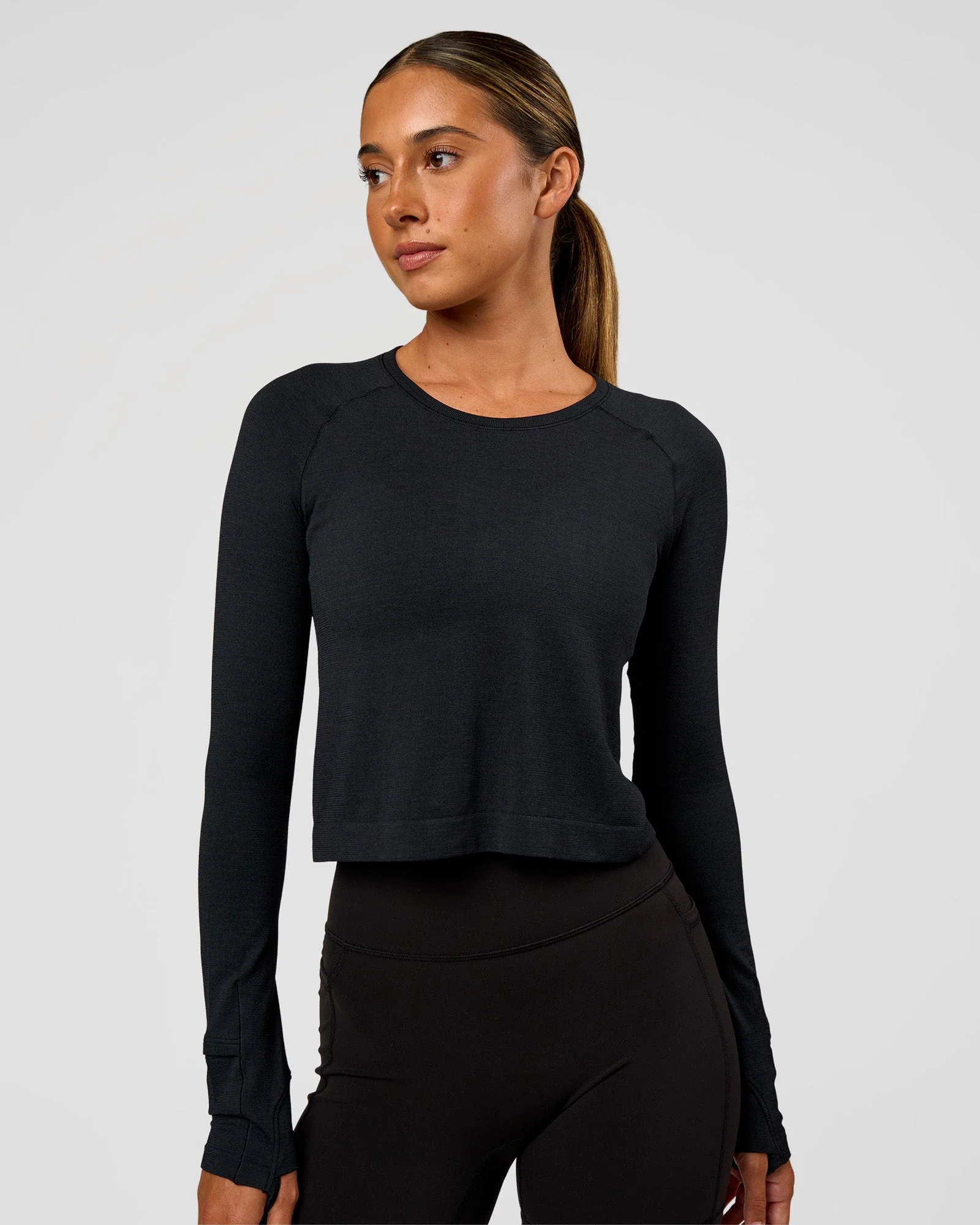 AeroFLX+ Seamless Long Sleeve Skimmer Tee - Black Marl