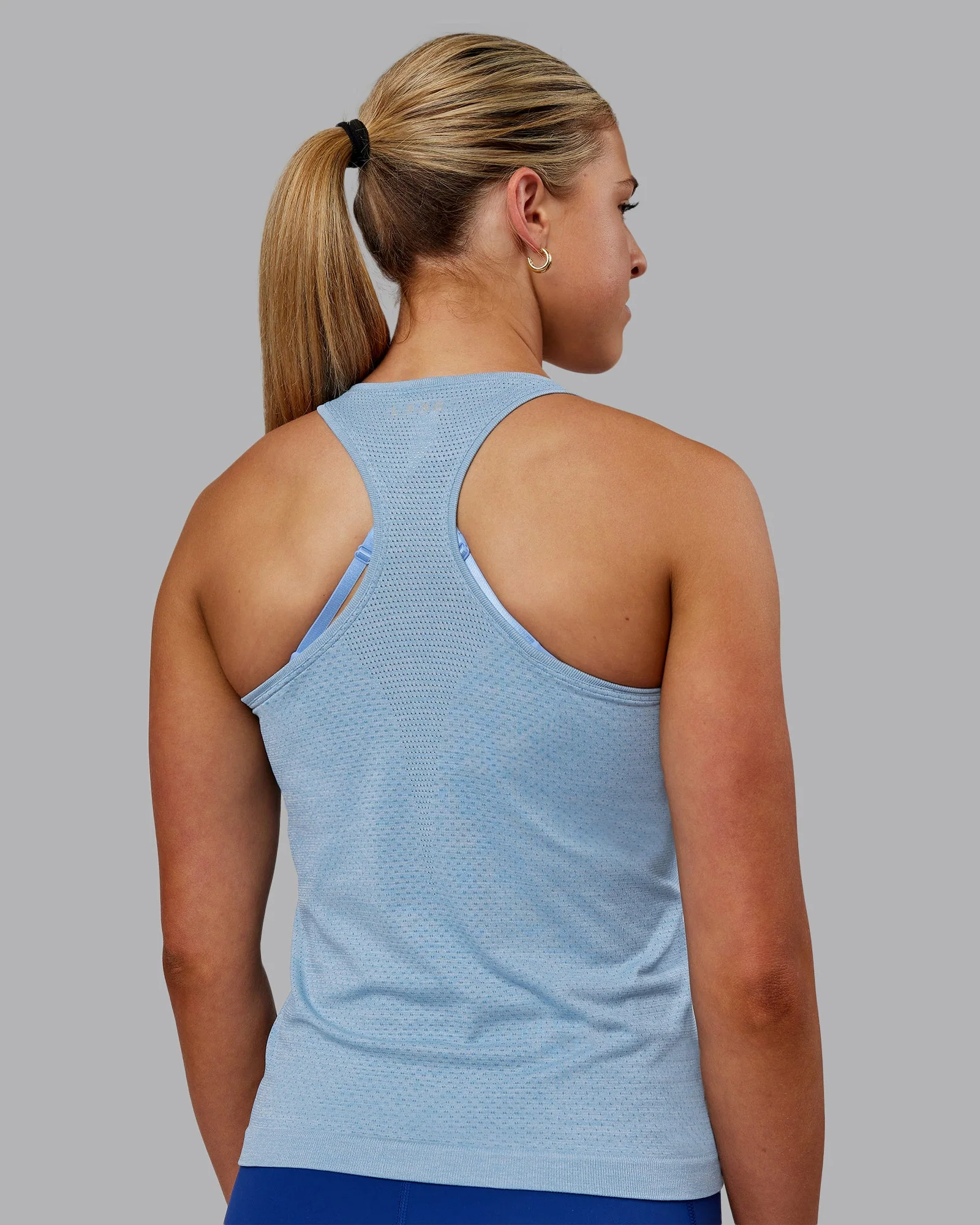 AeroFLX+ Seamless Tank - Elemental Blue/Ice Blue - Image 4
