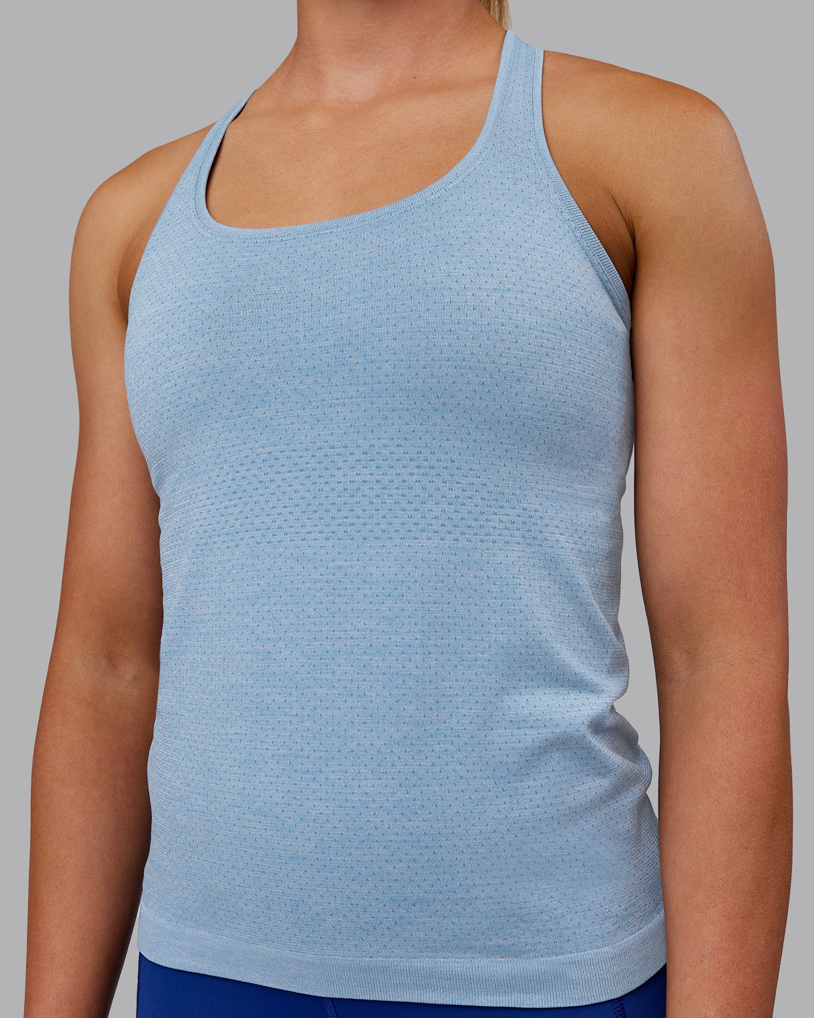 AeroFLX+ Seamless Tank - Elemental Blue/Ice Blue - Image 5