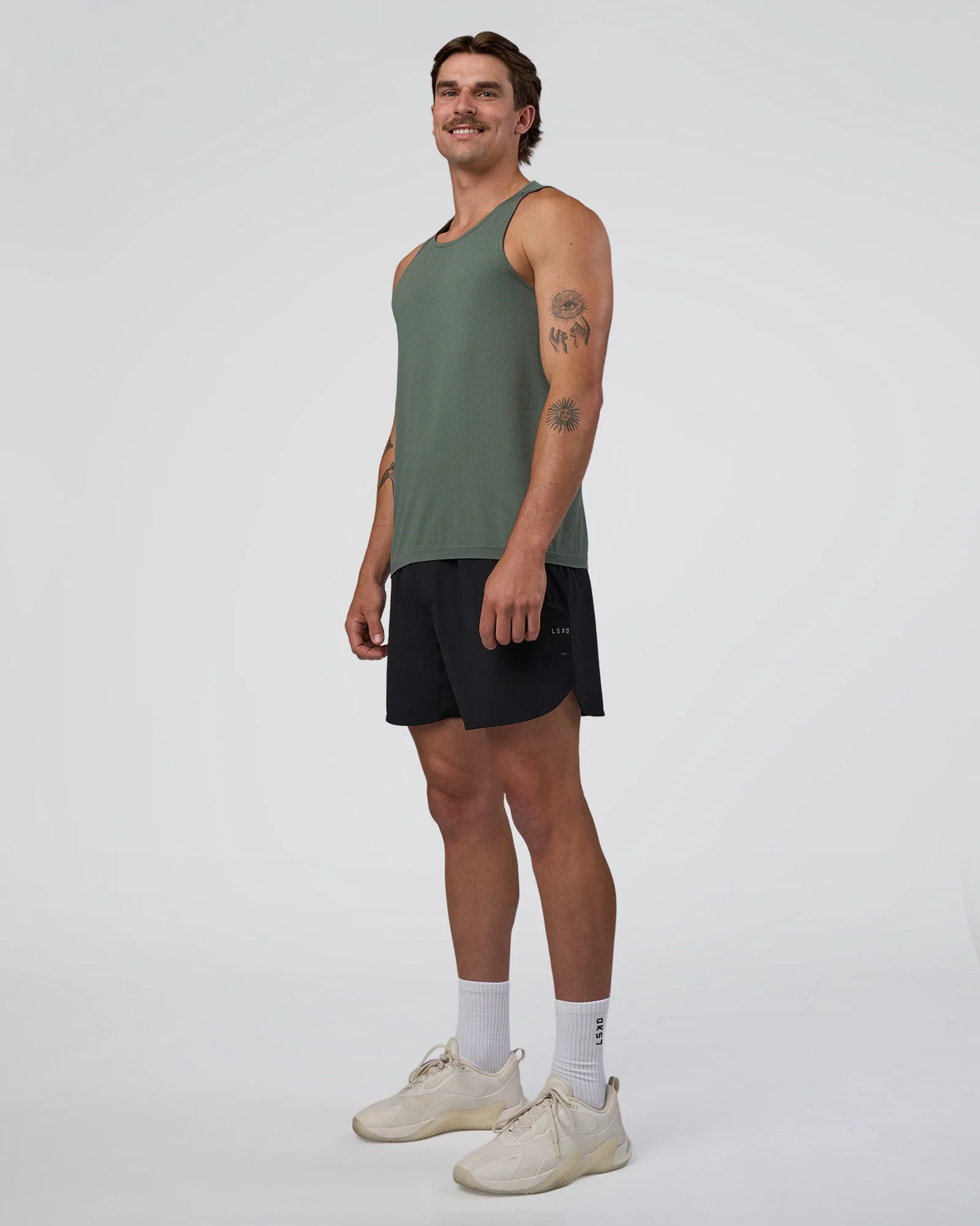 AeroFLX+ Seamless Tank - Graphite/Graphite - Image 6