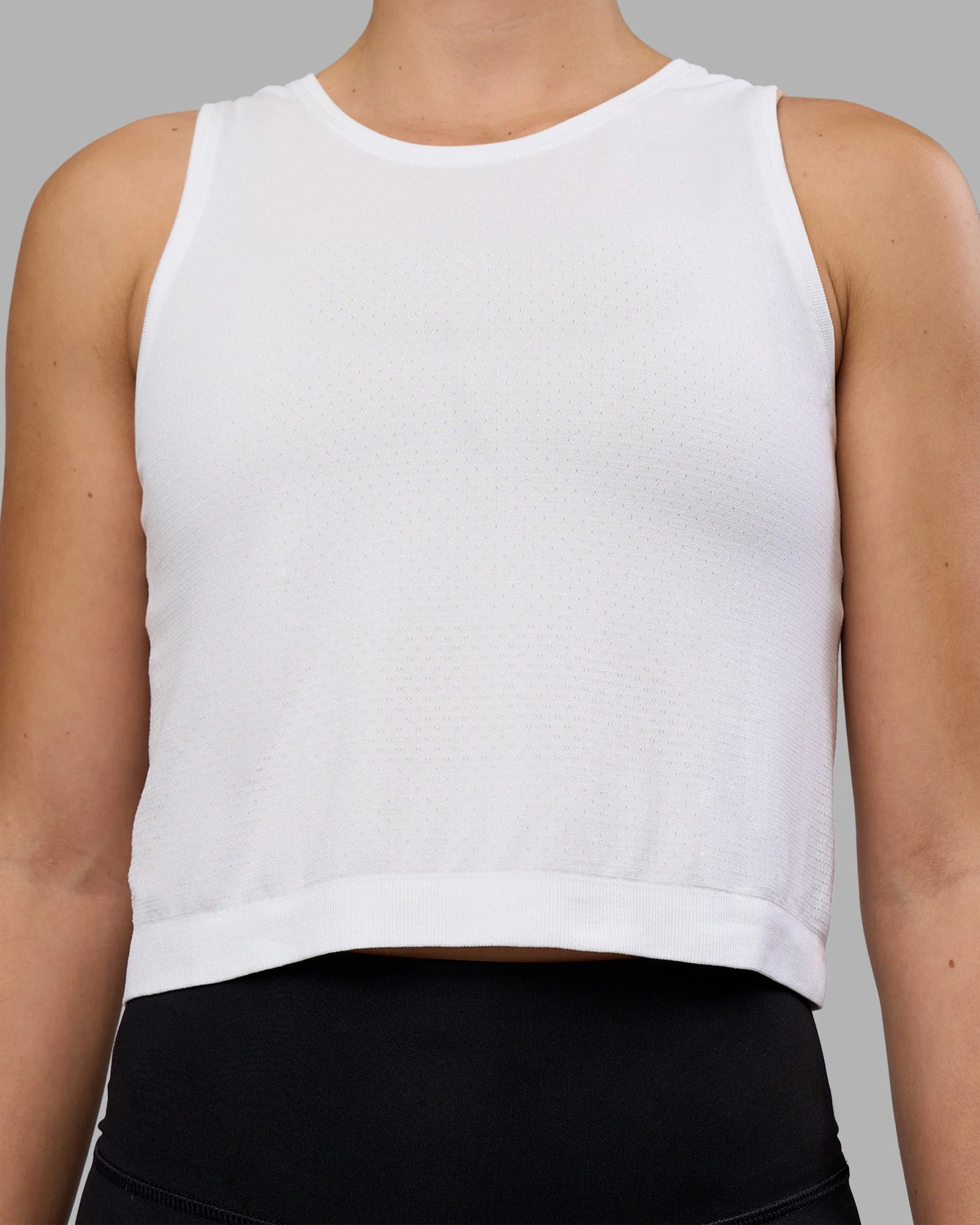 AeroFLX+ Seamless Skimmer Tank - White/White - Image 5