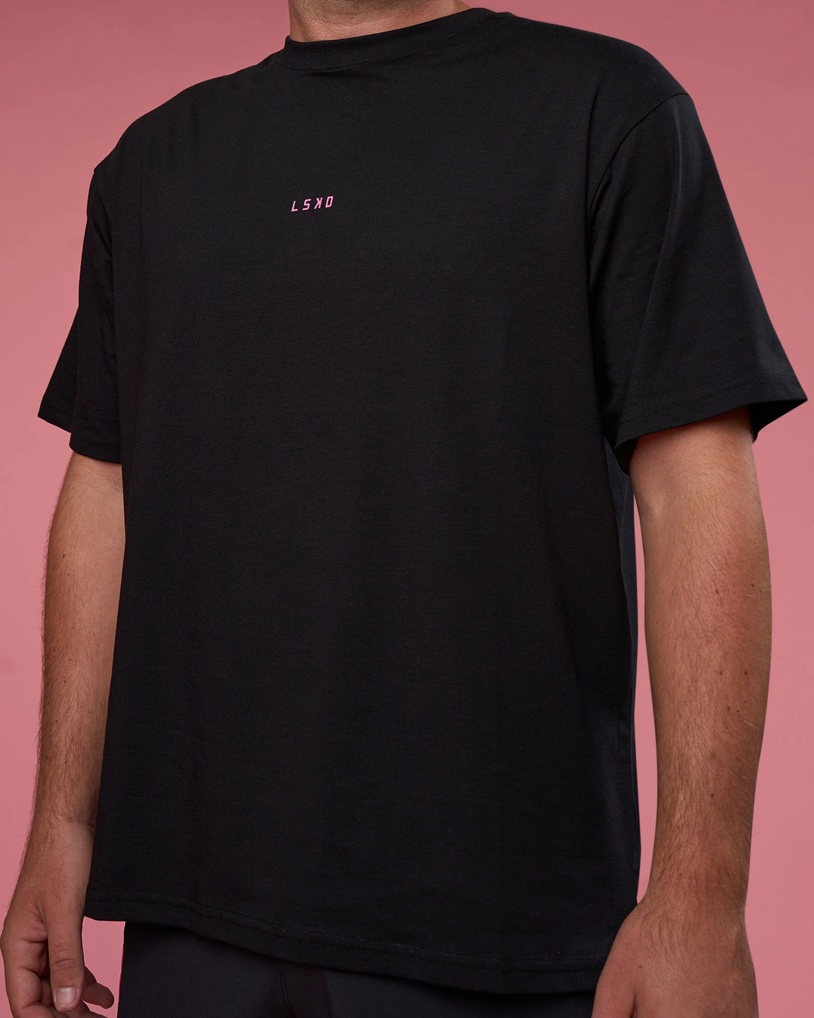 BCAM FLXCotton Oversized Tee - Black-Ultra Pink - Image 6