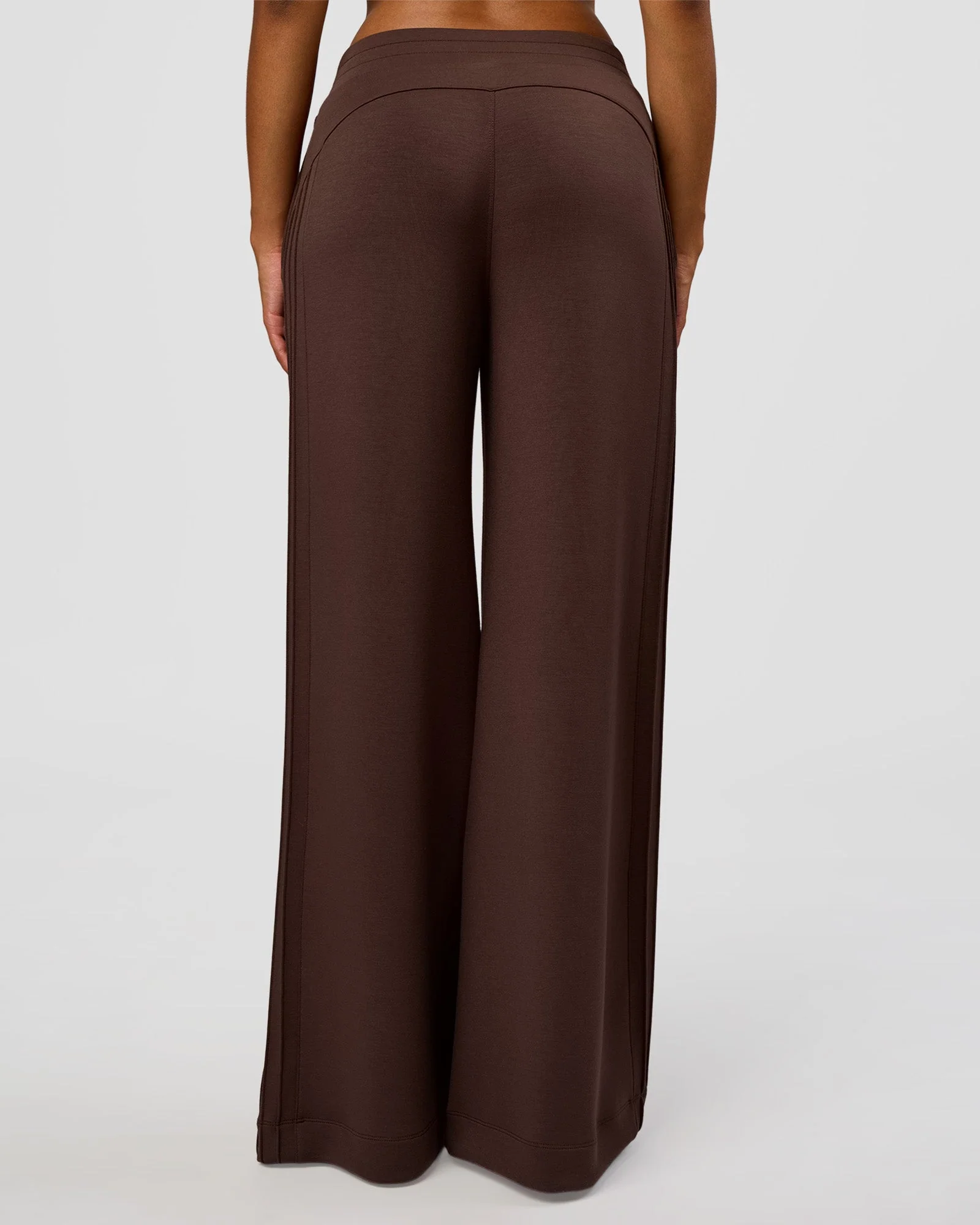 CF Elevate SoftTouch Pintuck Wide Leg Pant - Hot Chocolate - Image 5
