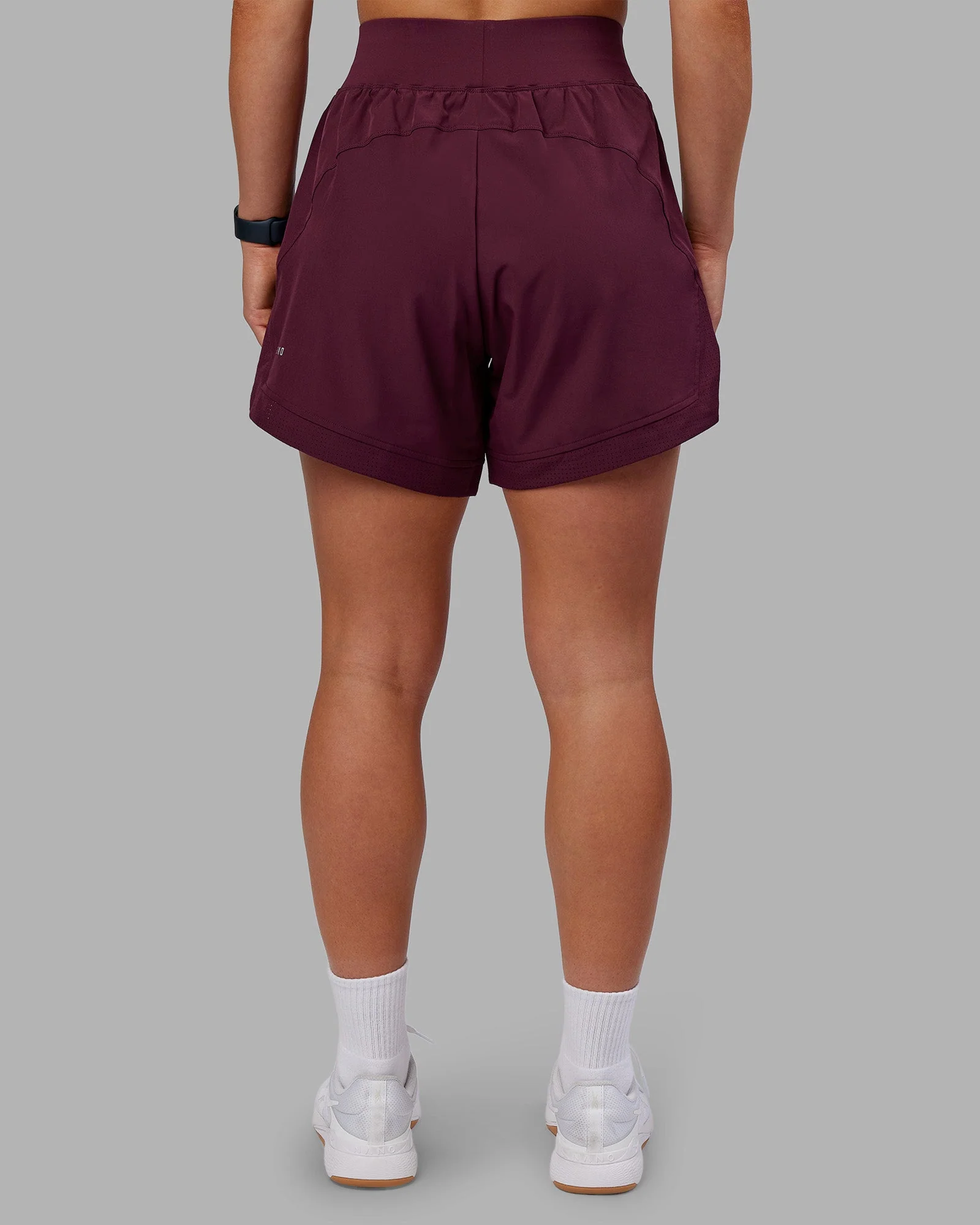 Challenger 5" Lined Performance Short - Cherry Lacquer - Image 4