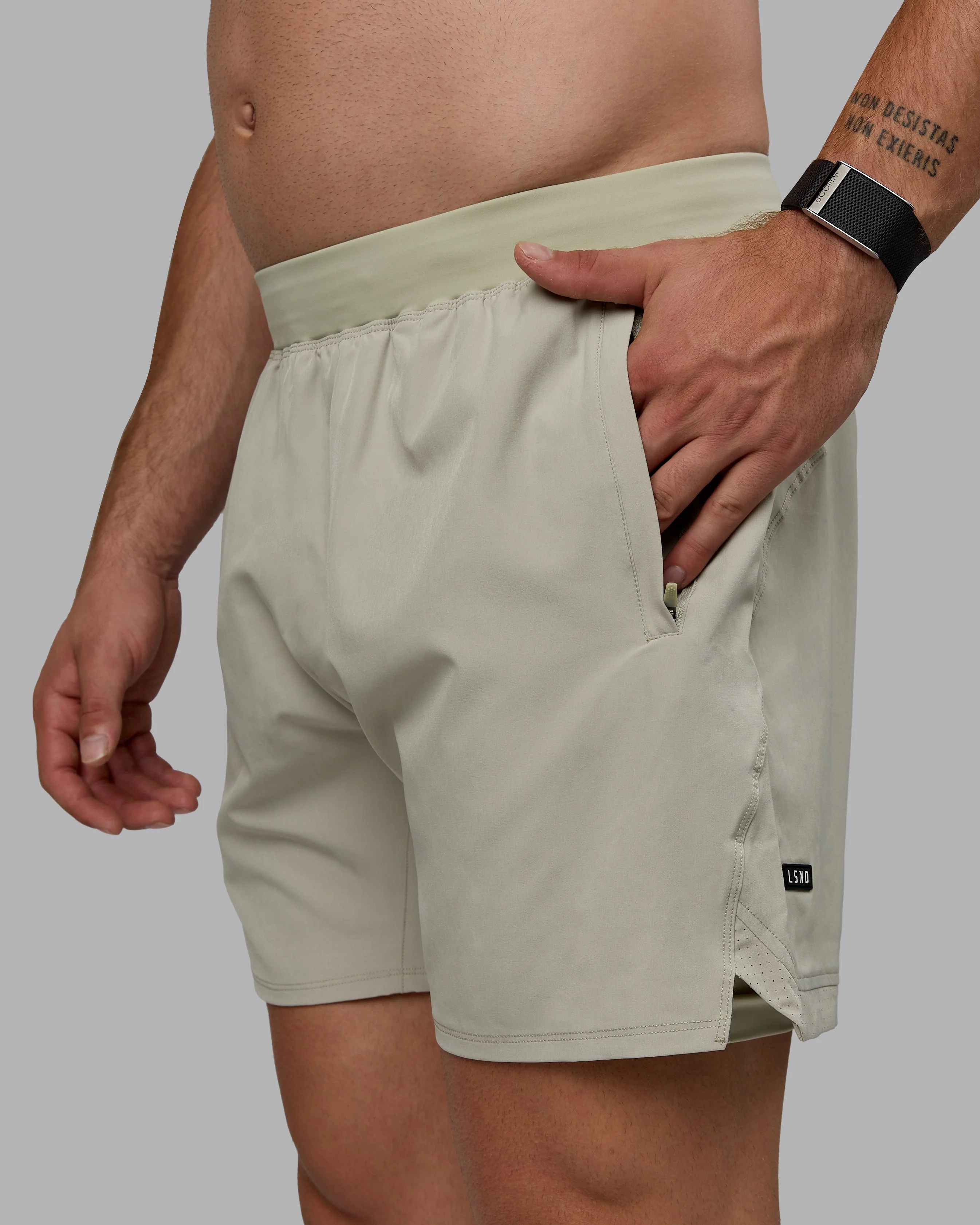Challenger 6" Lined Performance Short - Sustained Grey - Image 5