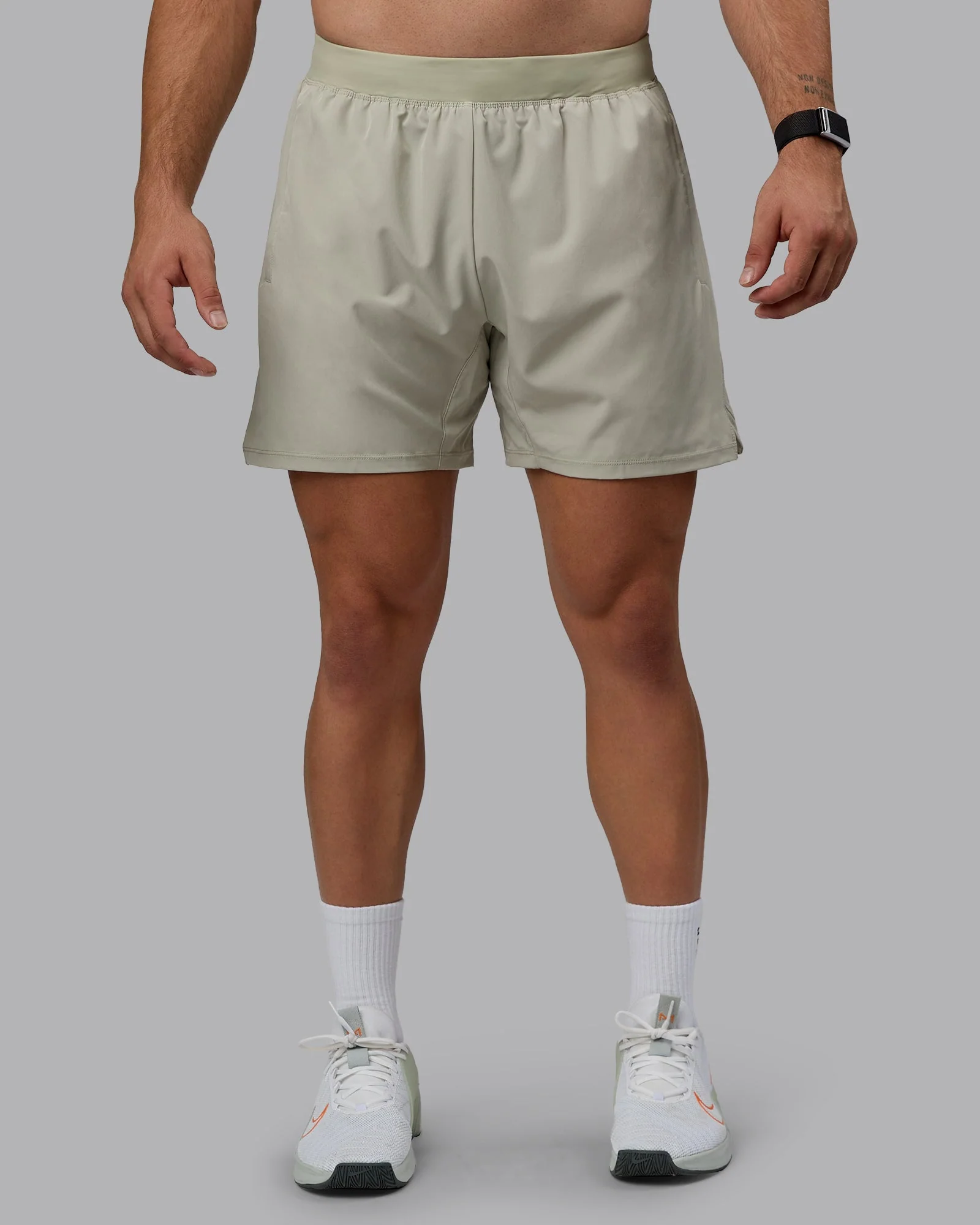 Challenger 6" Performance Short - Sustained Grey