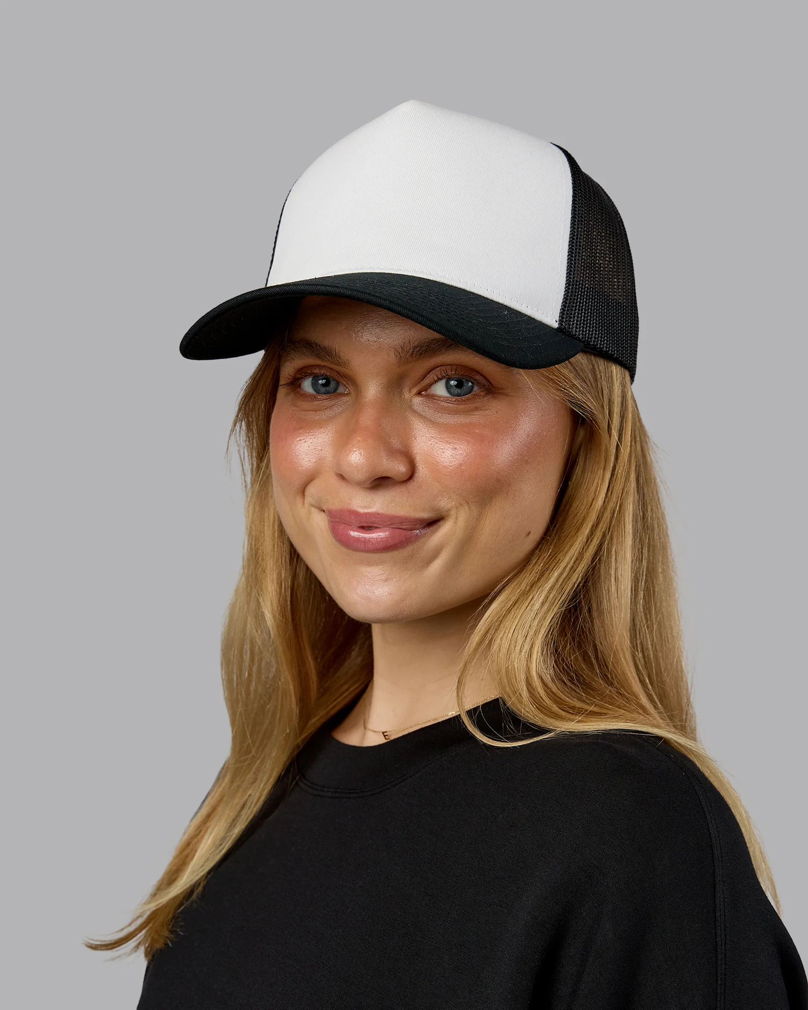Easy Trucker Cap - Black-White - Image 2