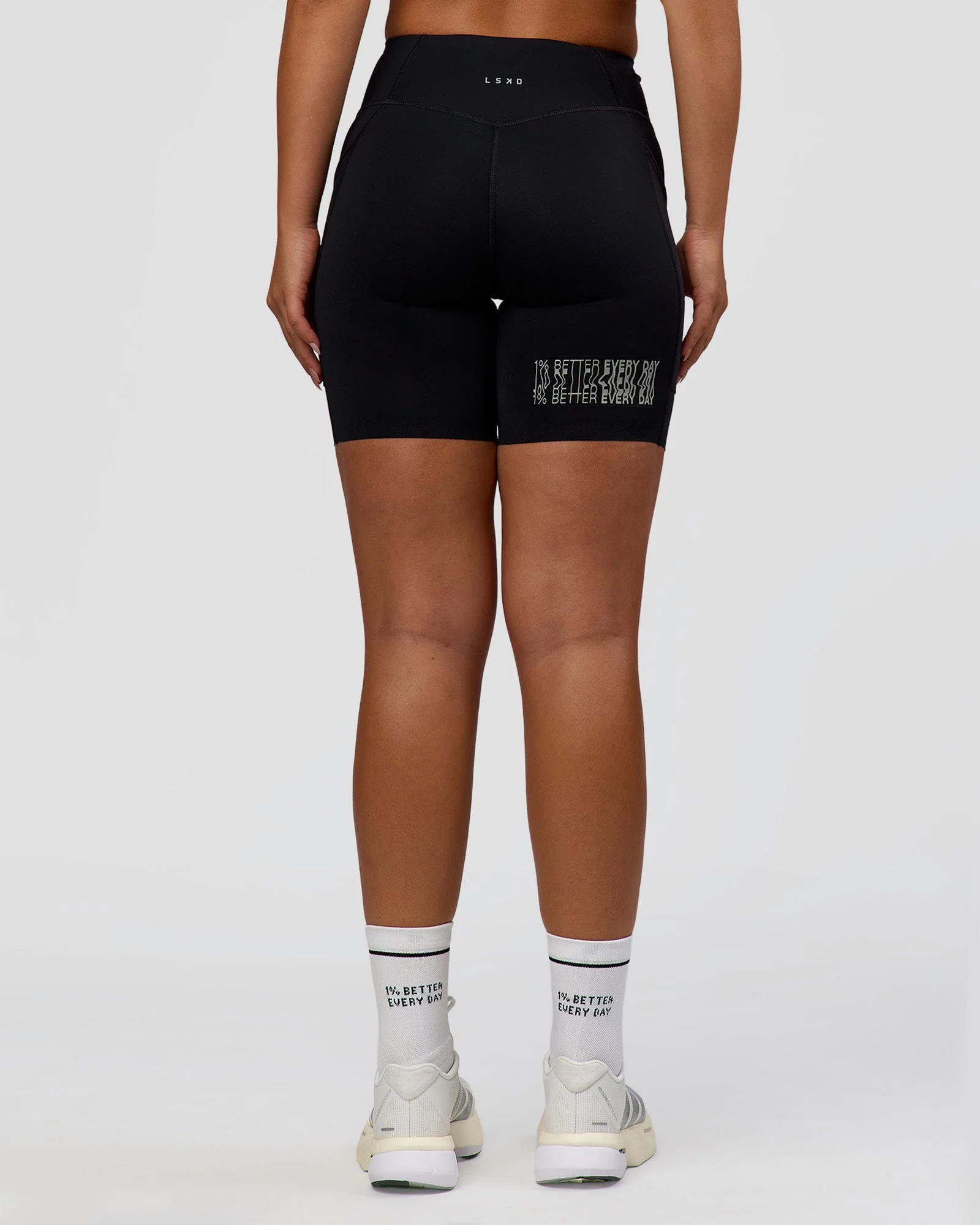 Elite Hype Reflective Run High-Rise 7" Short Pockets - Black-Hype Reflective - Image 5