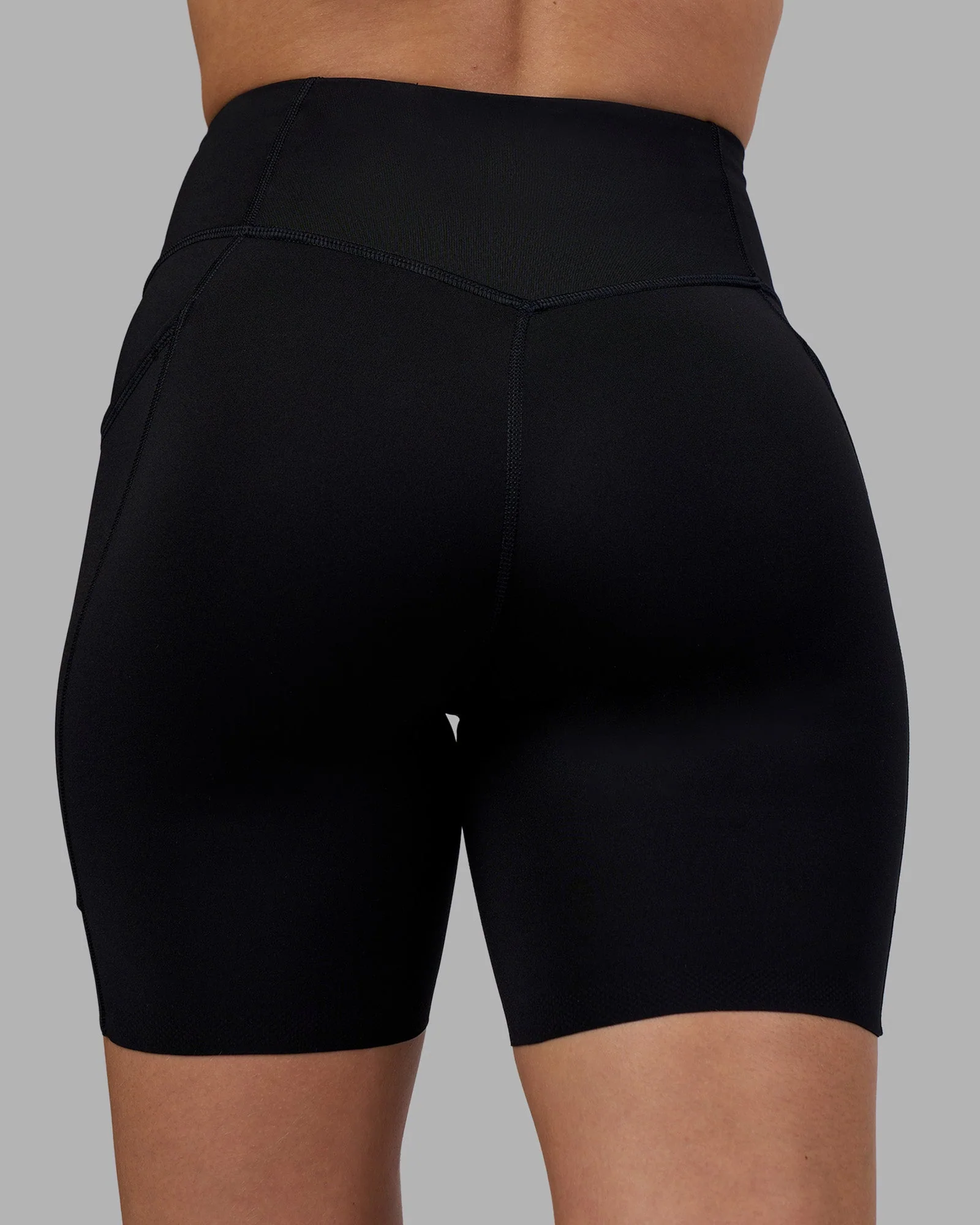 Elite Run High-Rise 7" Short Pockets - Black - Image 13