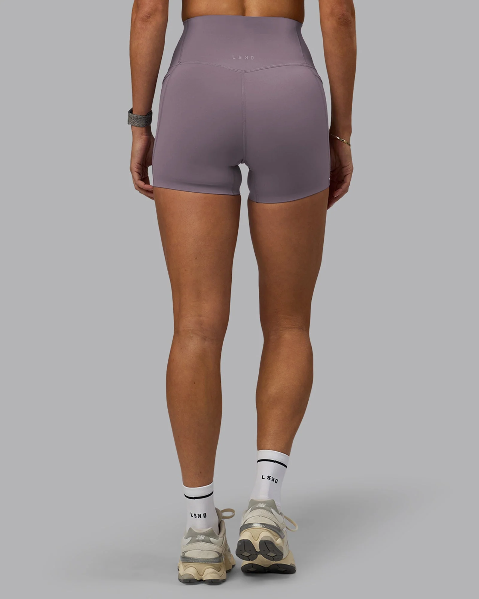 Elixir Ultra High-Rise 4" Short Pockets - Purple Sage - Image 4