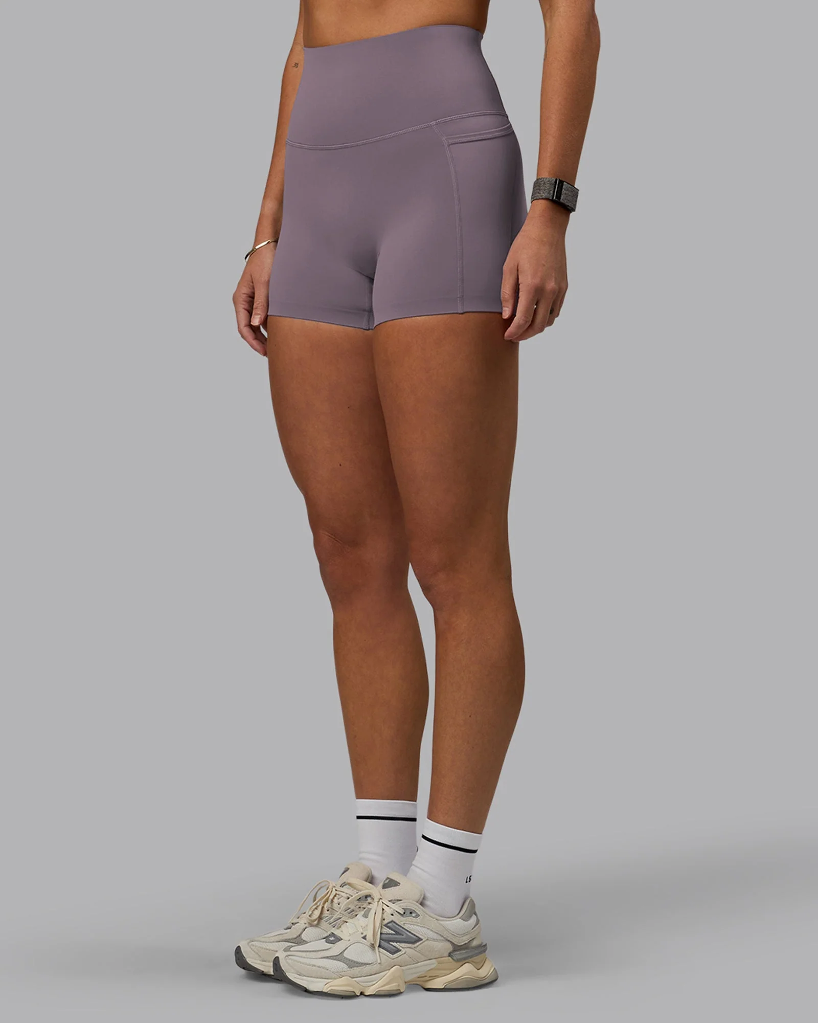 Elixir Ultra High-Rise 4" Short Pockets - Purple Sage - Image 7