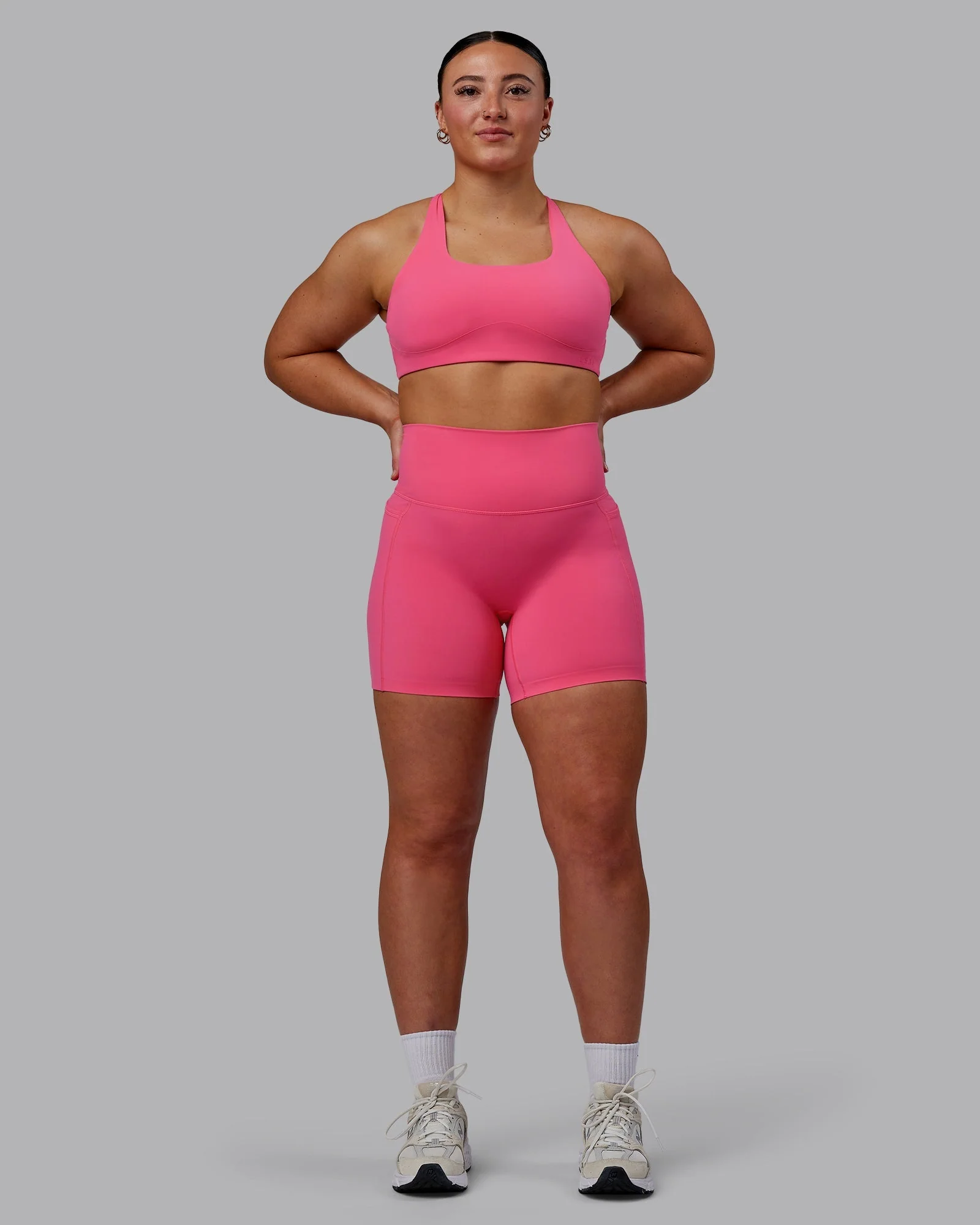 Elixir Ultra High-Rise 6" Short Pockets - Carmine Rose - Image 5
