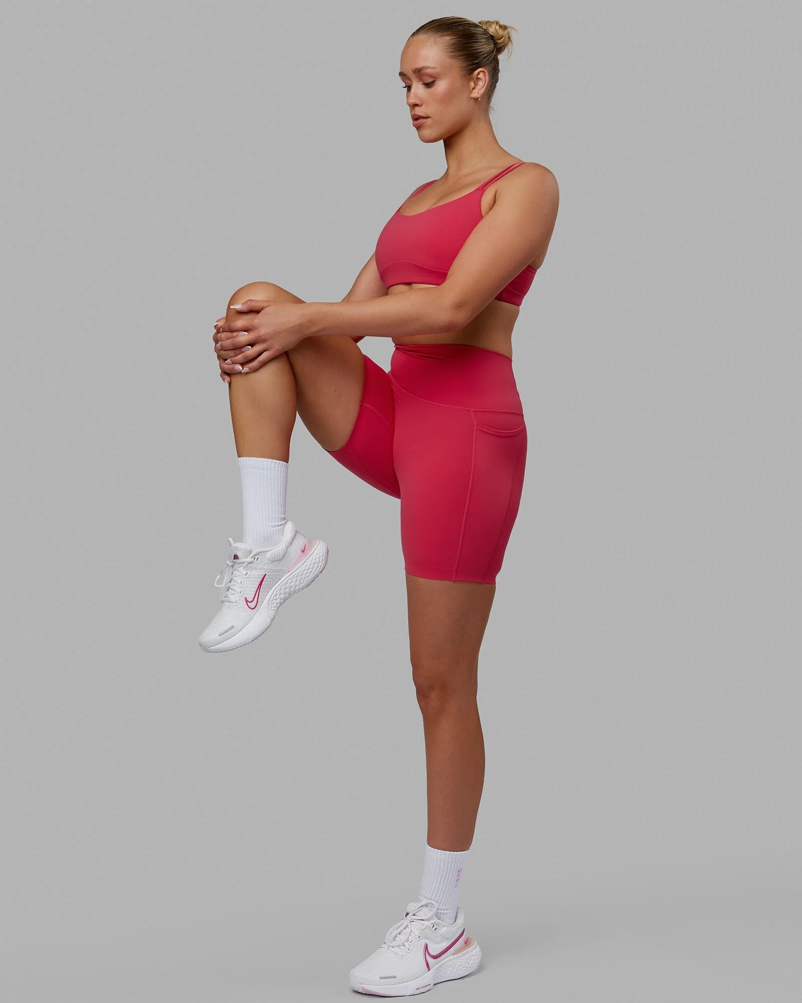 Elixir Ultra High-Rise 6" Short Pockets - Raspberry - Image 11