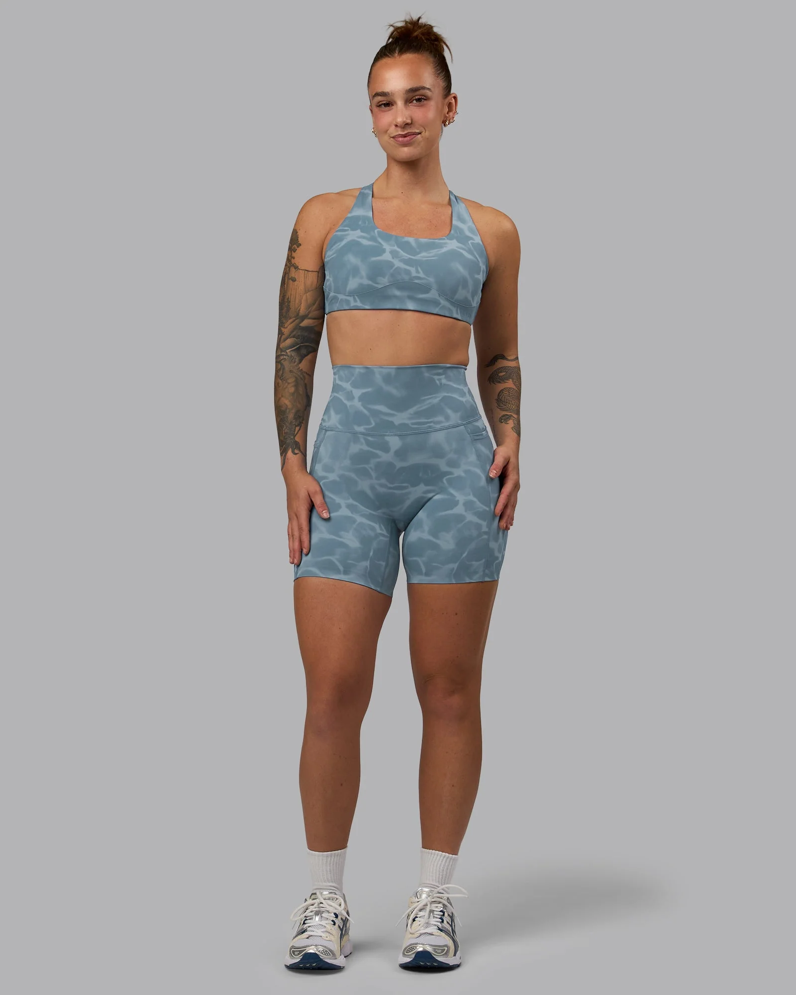 Elixir Ultra High-Rise 6" Short Pockets - Tranquil-Elemental Blue