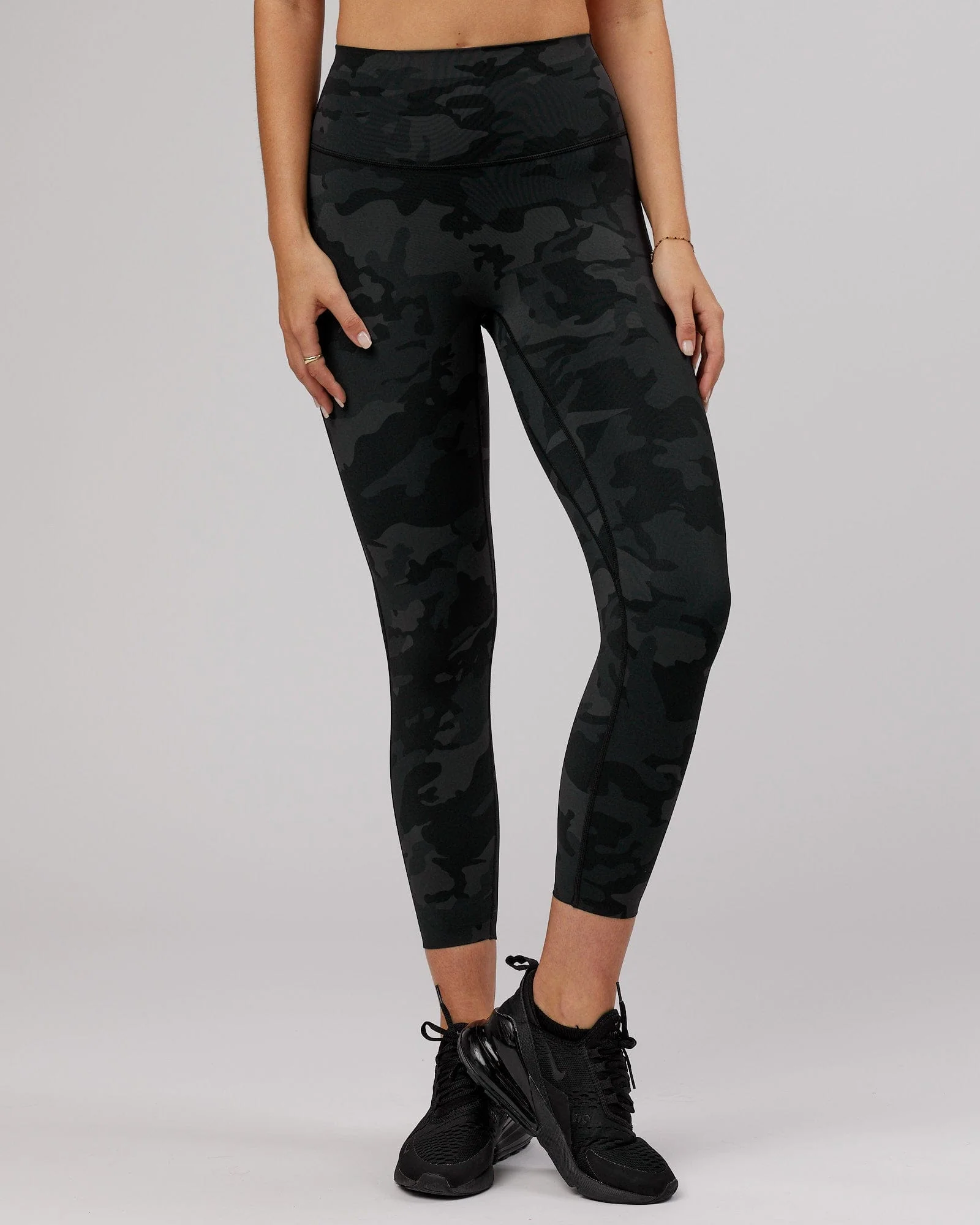 Elixir Ultra High-Rise 7/8 Legging - Black Camo - Image 8