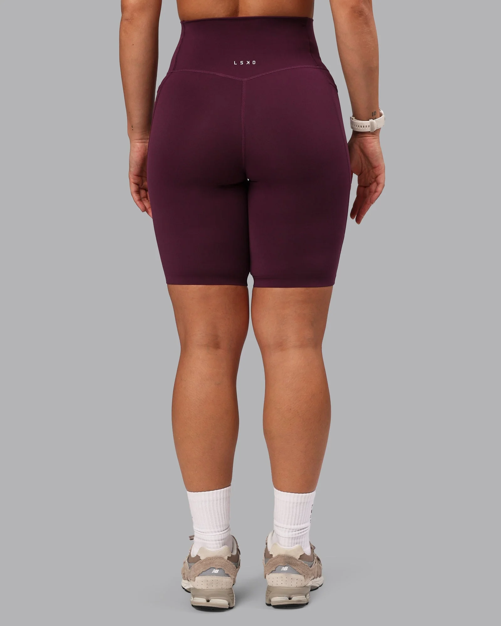 Elixir Ultra High-Rise 9" Short Pockets - Cherry Lacquer - Image 4