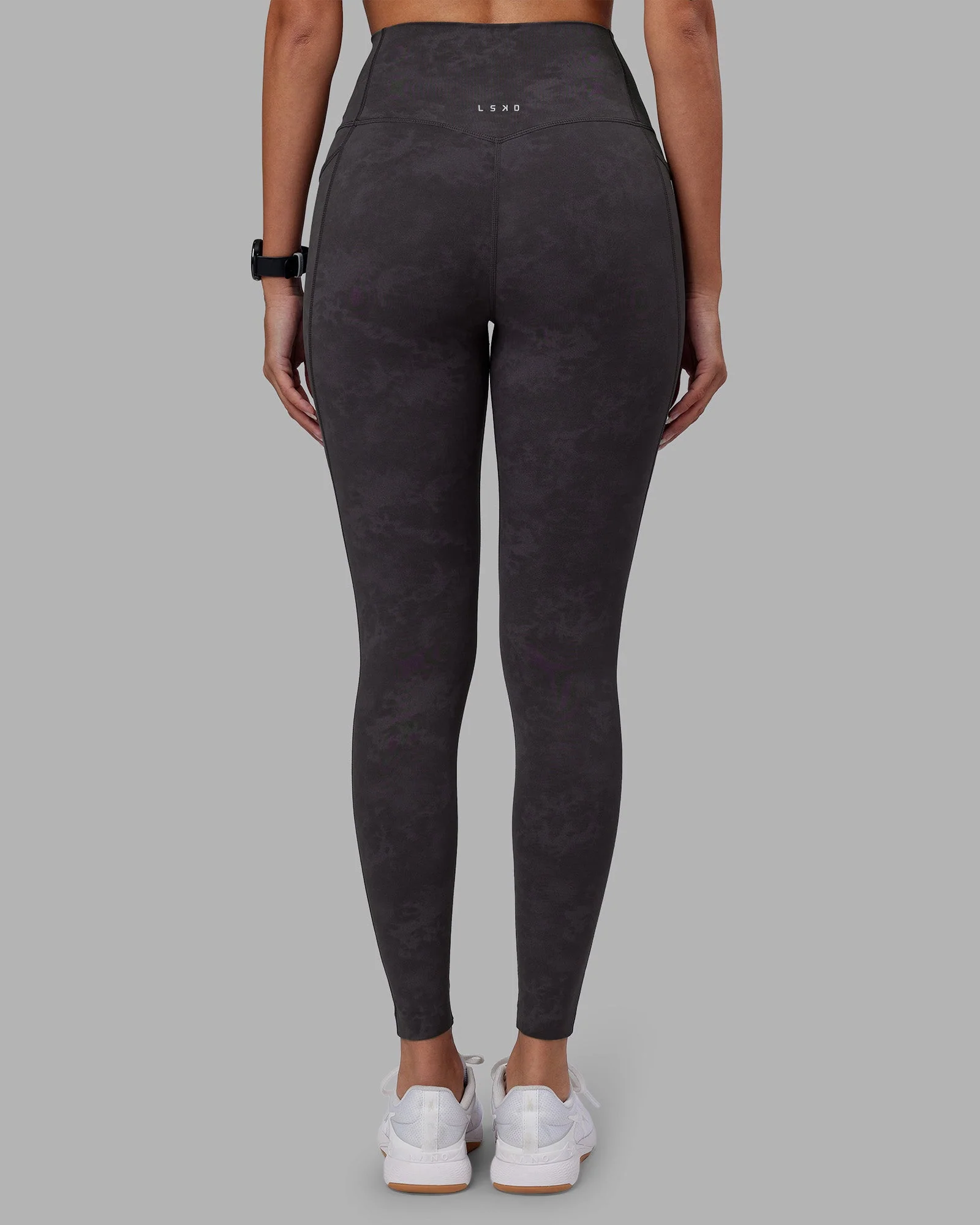 Elixir Ultra High-Rise Full Length Legging Pockets - Dark Storm Wash - Image 4