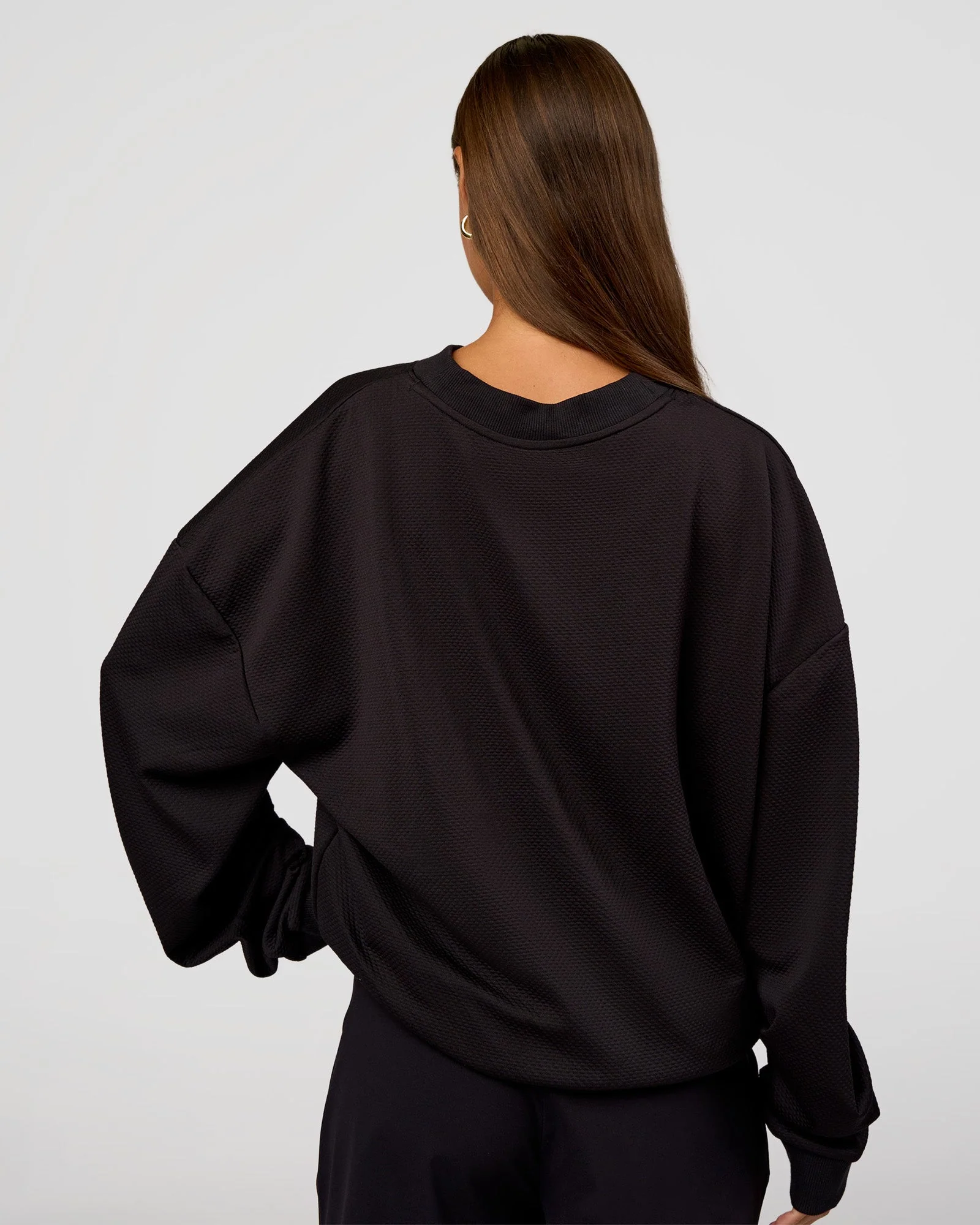 Everyday Elevation Waffle Oversized Sweater - Black - Image 12