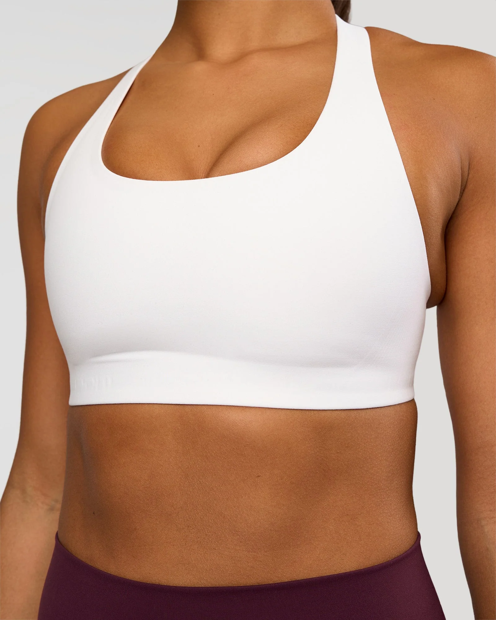 Flow Bonded Scoop Neck Sports Bra - White - Image 4
