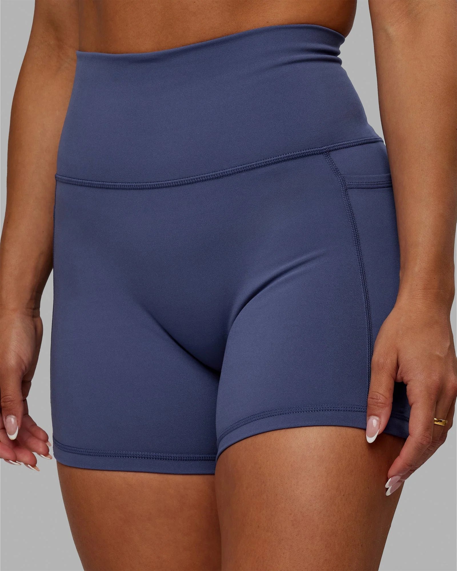Fusion Ultra High-Rise 4" Short Pockets - Future Dusk - Image 3