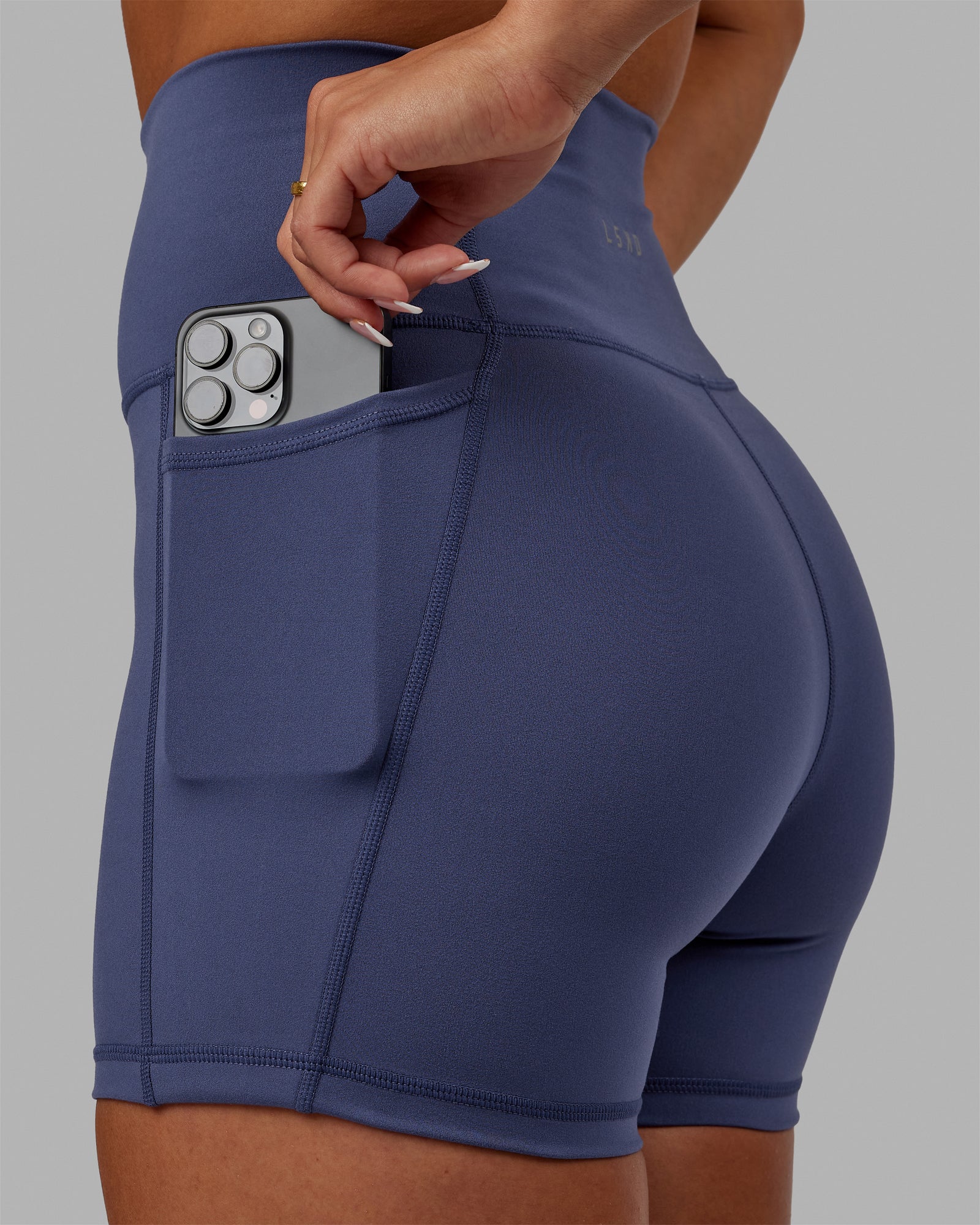 Fusion Ultra High-Rise 4" Short Pockets - Future Dusk - Image 6
