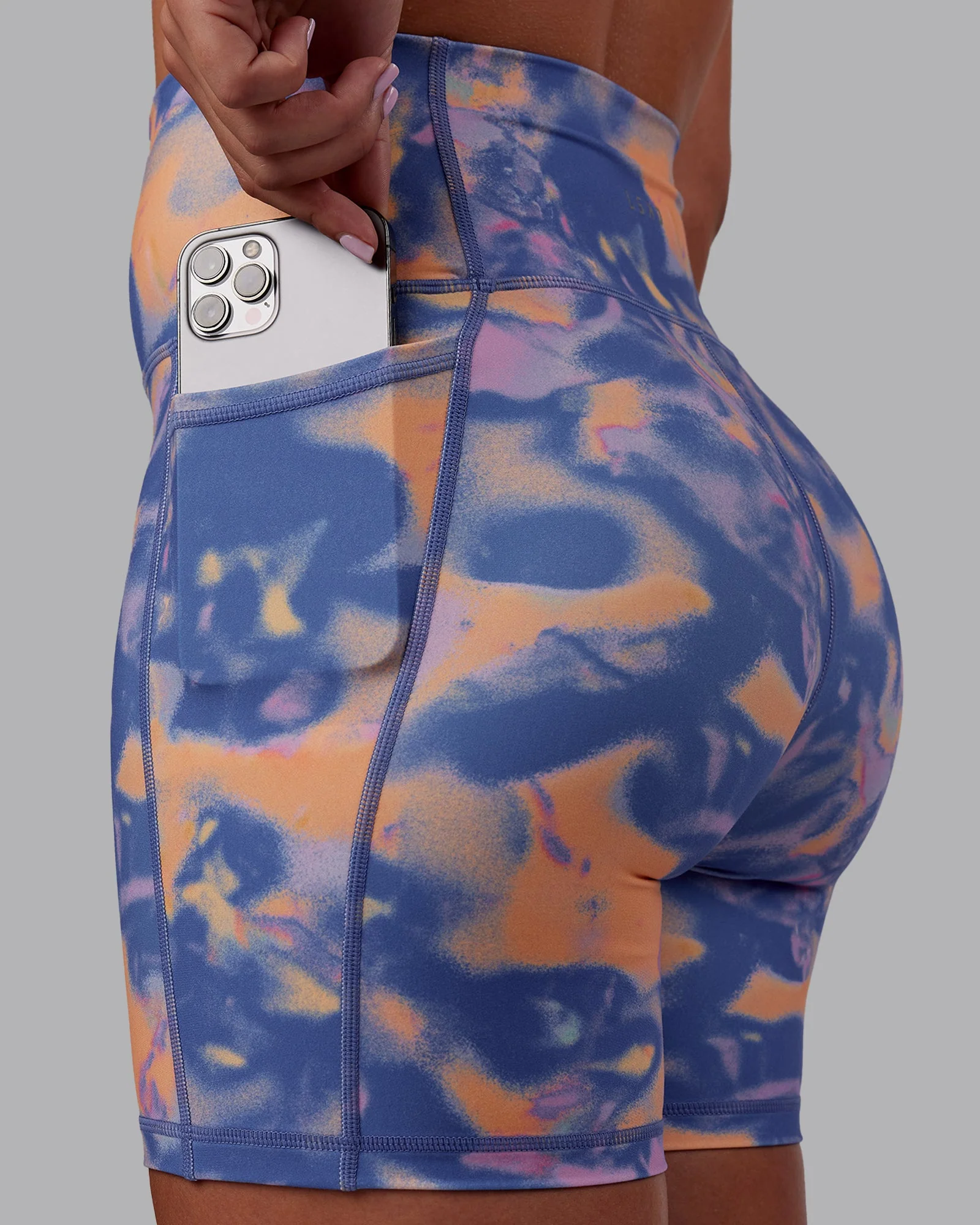 Fusion Ultra High-Rise 6" Short Pockets - Apricot Mist - Image 6
