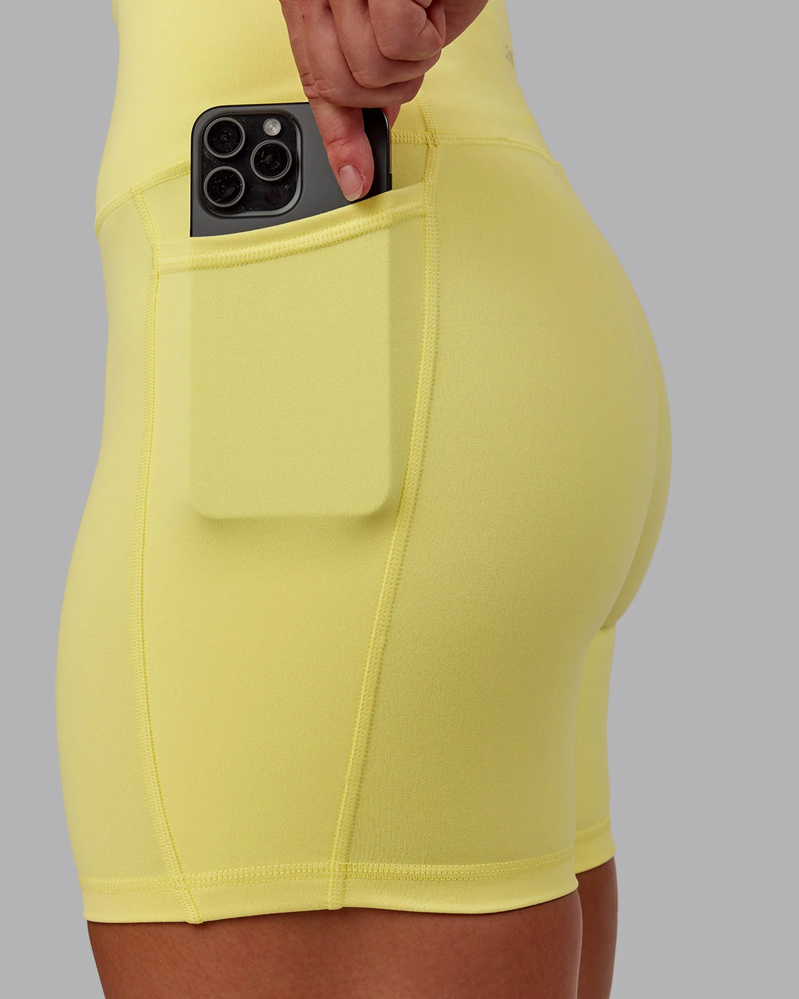 Fusion Ultra High-Rise 6" Short Pockets - Lemon Fizz - Image 6
