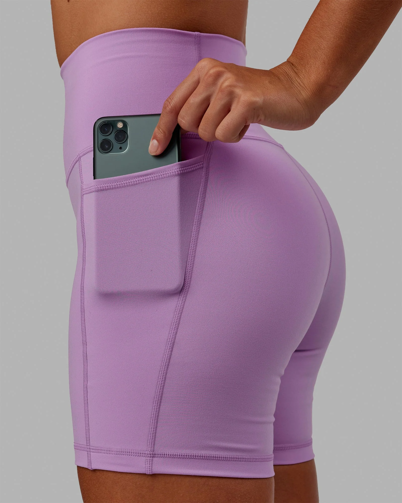 Fusion Ultra High-Rise 6" Short Pockets - Light Violet - Image 4