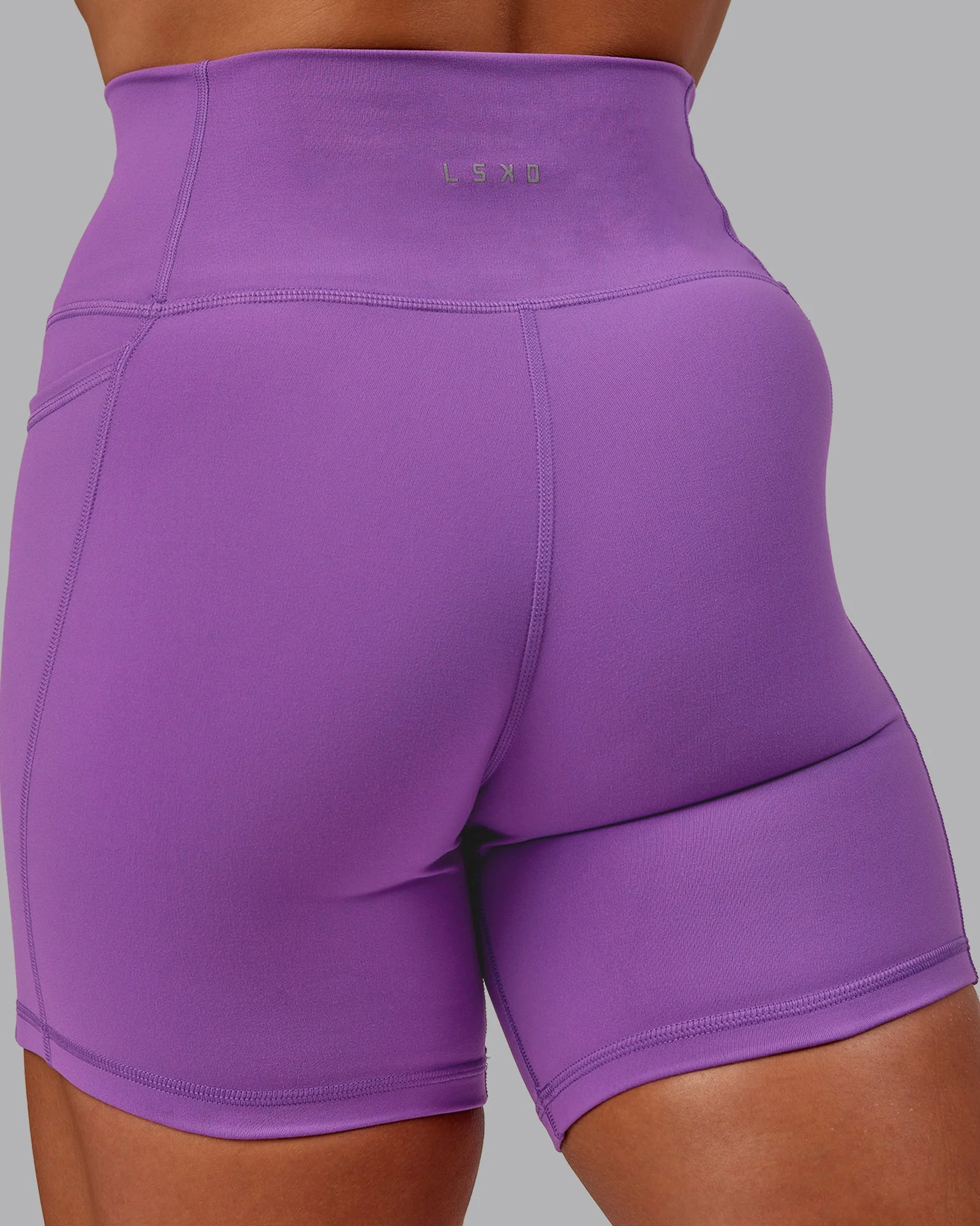Fusion Ultra High-Rise 6" Short Pockets - Purple Fizz - Image 8