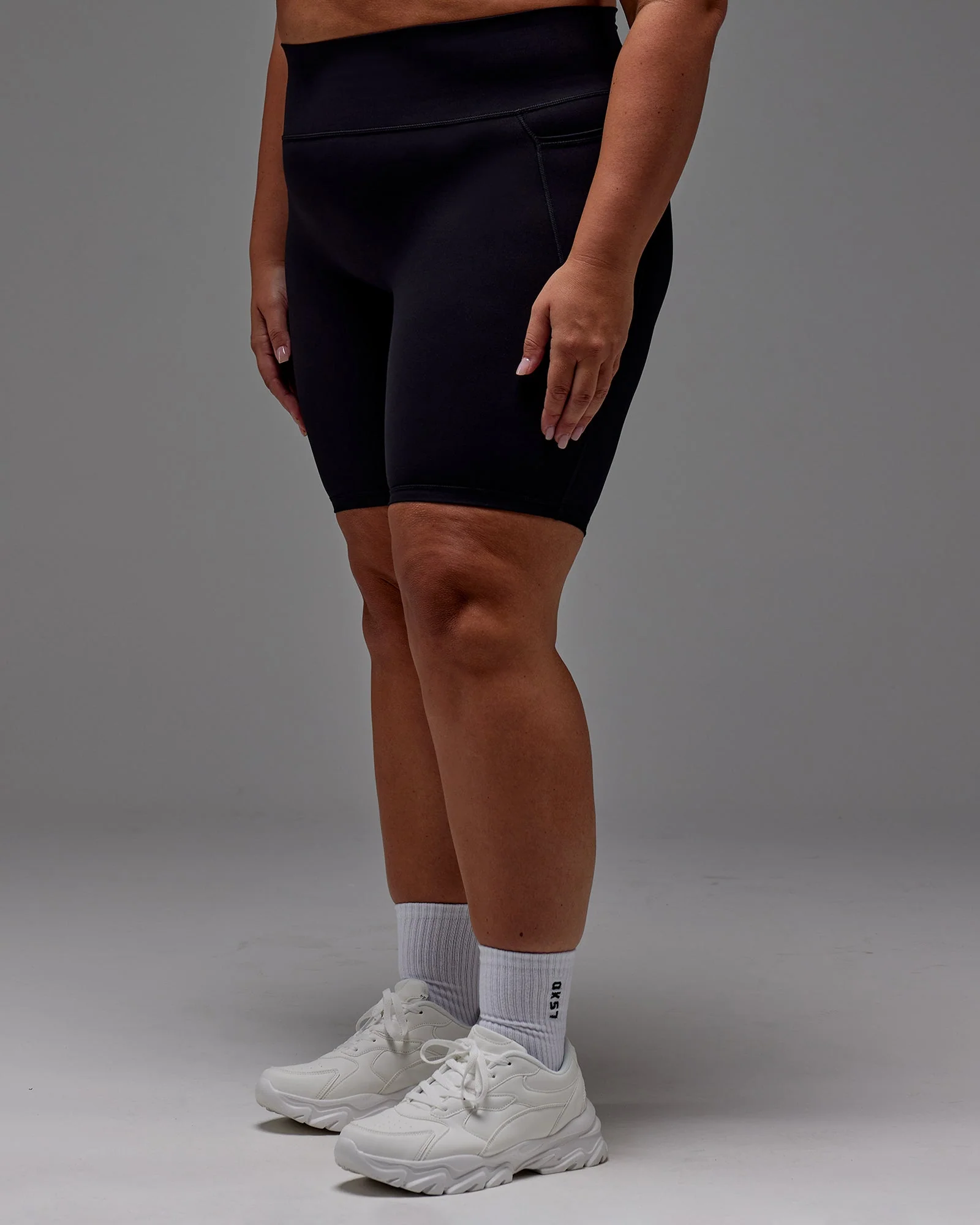 Fusion Ultra High-Rise 9" Short Pockets - Black - Image 9