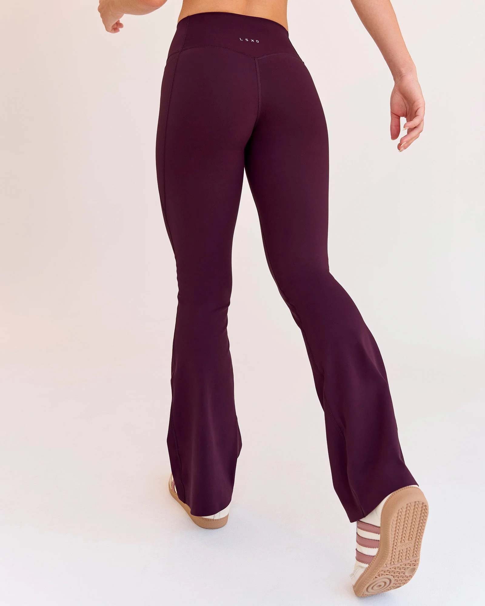 Fusion V-Contour High-Rise Flared Petite Legging Pockets - Cherry Lacquer - Image 2