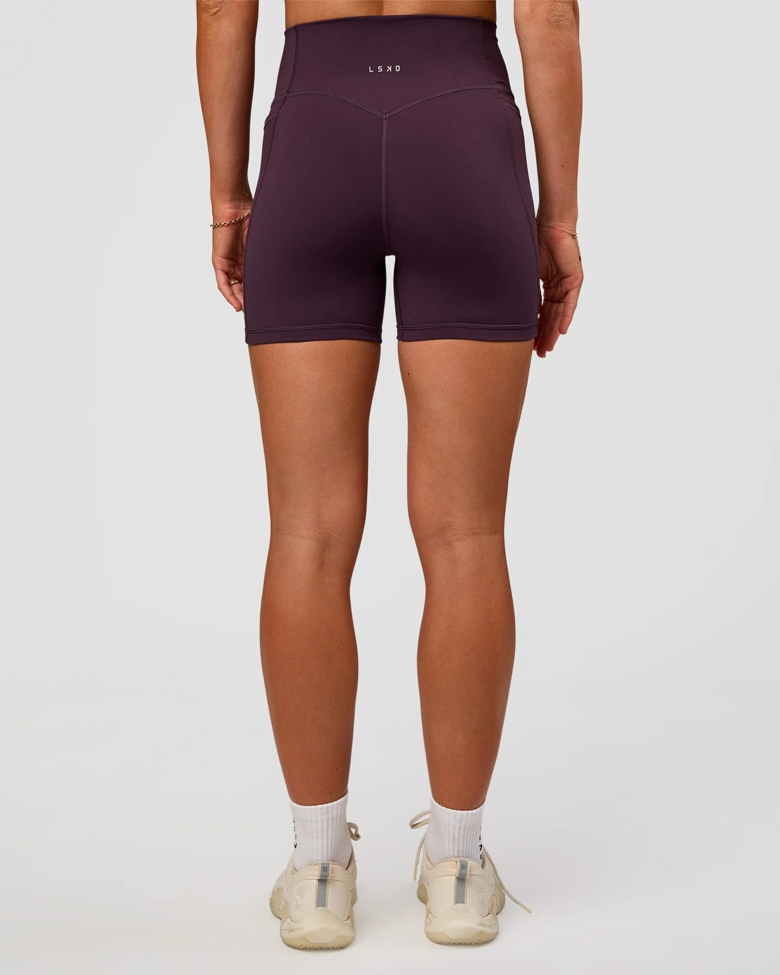 Fusion V-Contour Ultra High-Rise 4" Short Pockets - Midnight Plum - Image 5