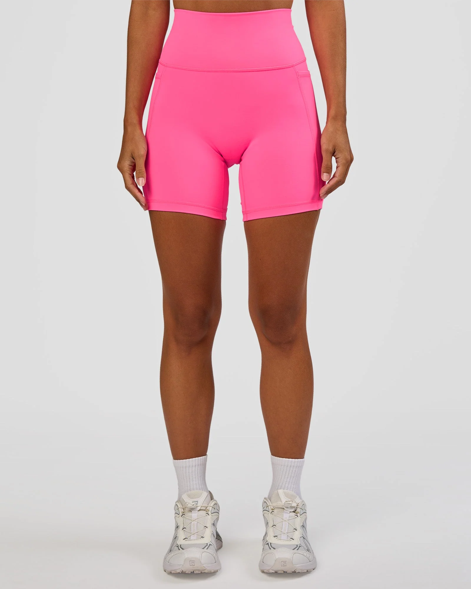 Fusion V-Contour Ultra High-Rise 6" Short Pockets - Sugar Plum