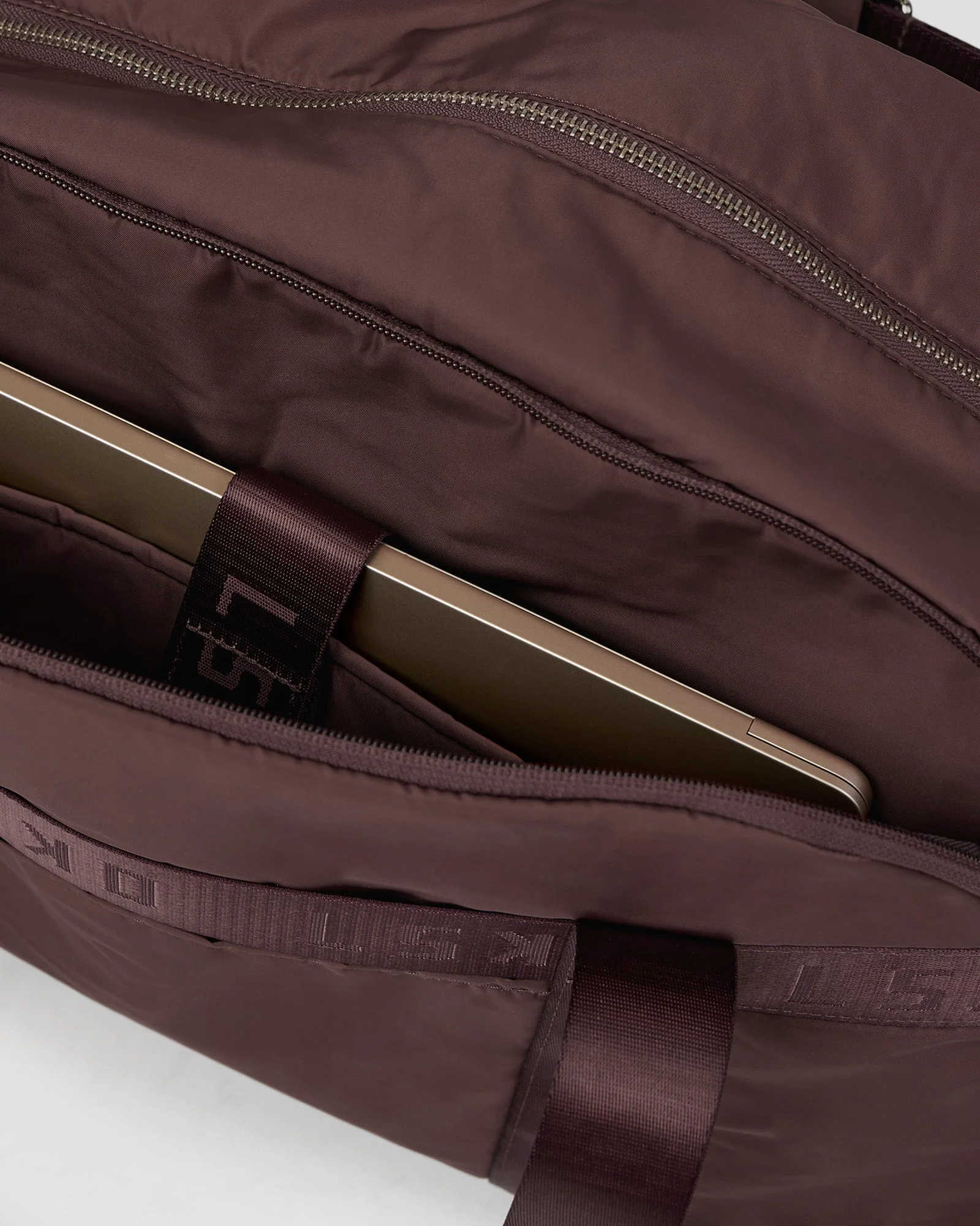 Go-To Duffle Bag - Cocoa Powder - Image 3