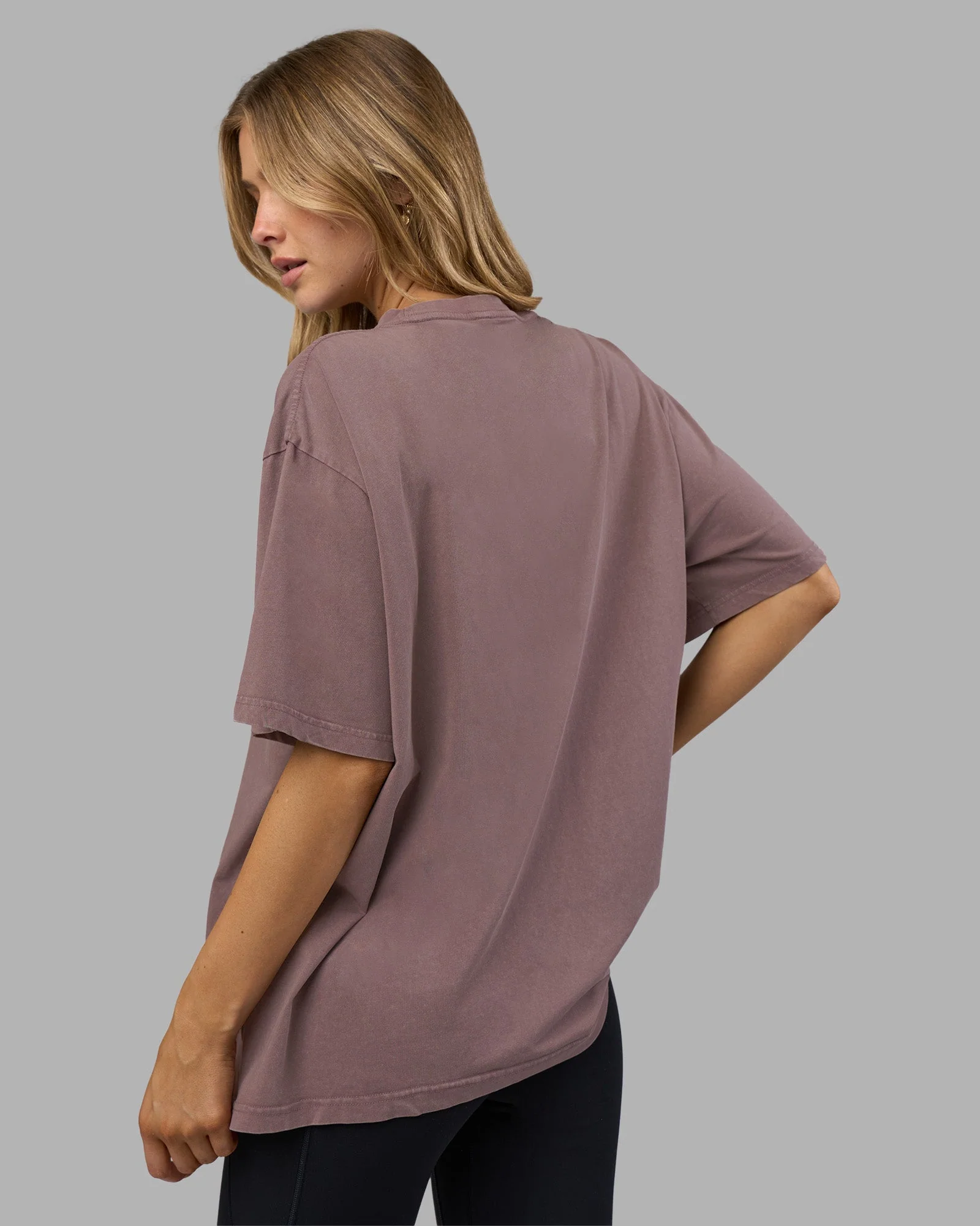 Go-To FLXCotton Oversized Tee - Peppercorn Washed - Image 4