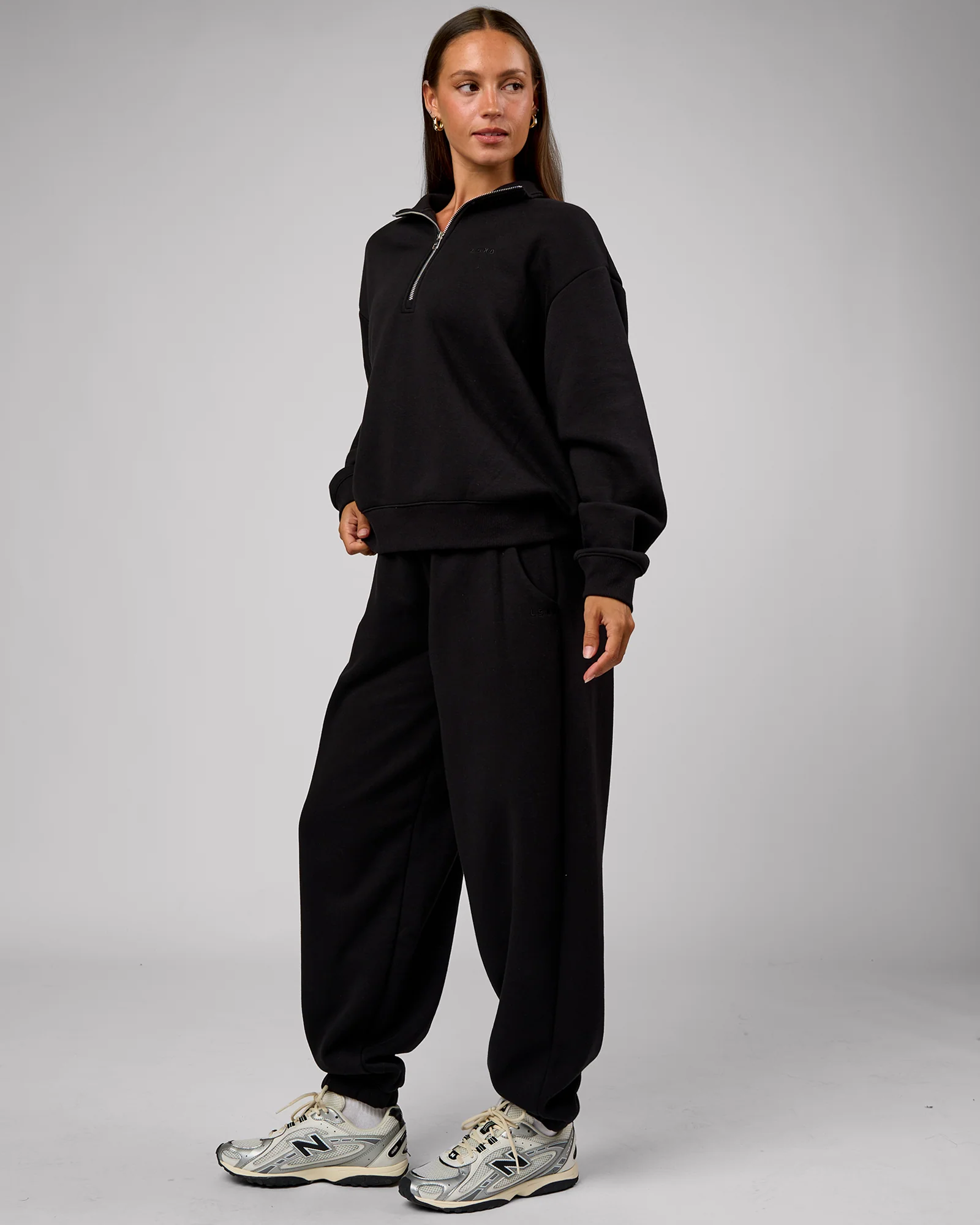 Go-To Oversized Quarter Zip Sweater - Black - Image 8