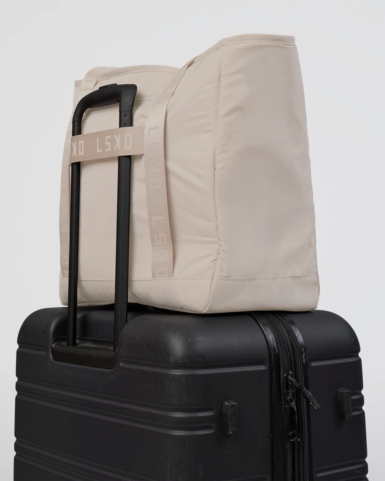 Go-To Tote - Shale Beige - Image 3