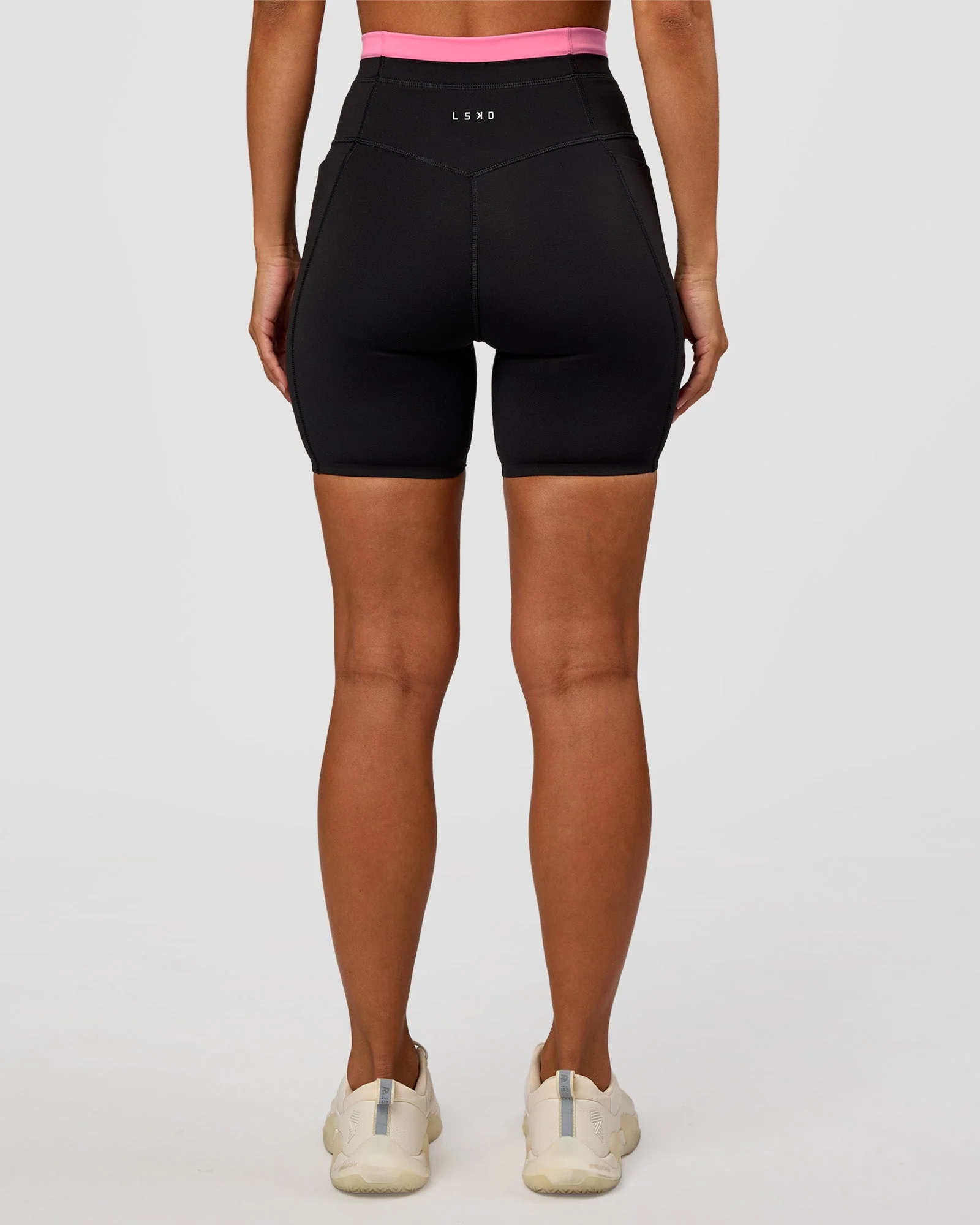 Liberate High-Rise 6" Short Pockets - Black-Candy Pink - Image 2