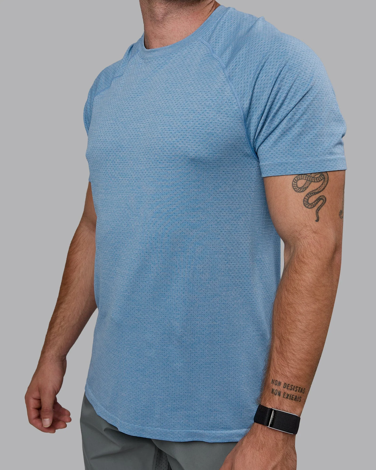 AeroFLX+ Seamless Tee - Elemental Blue/Ice Blue - Image 5