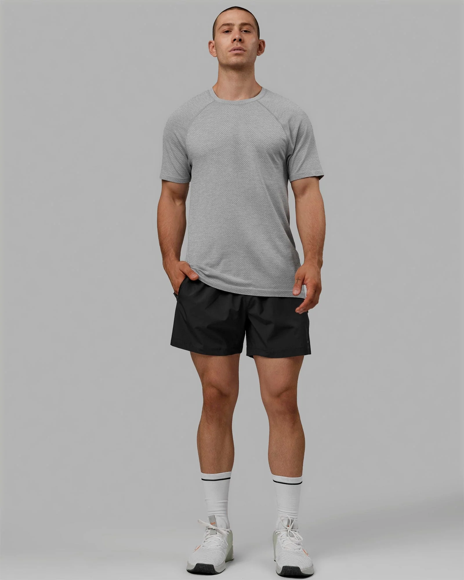 AeroFLX+ Seamless Tee - Lt Grey Marl