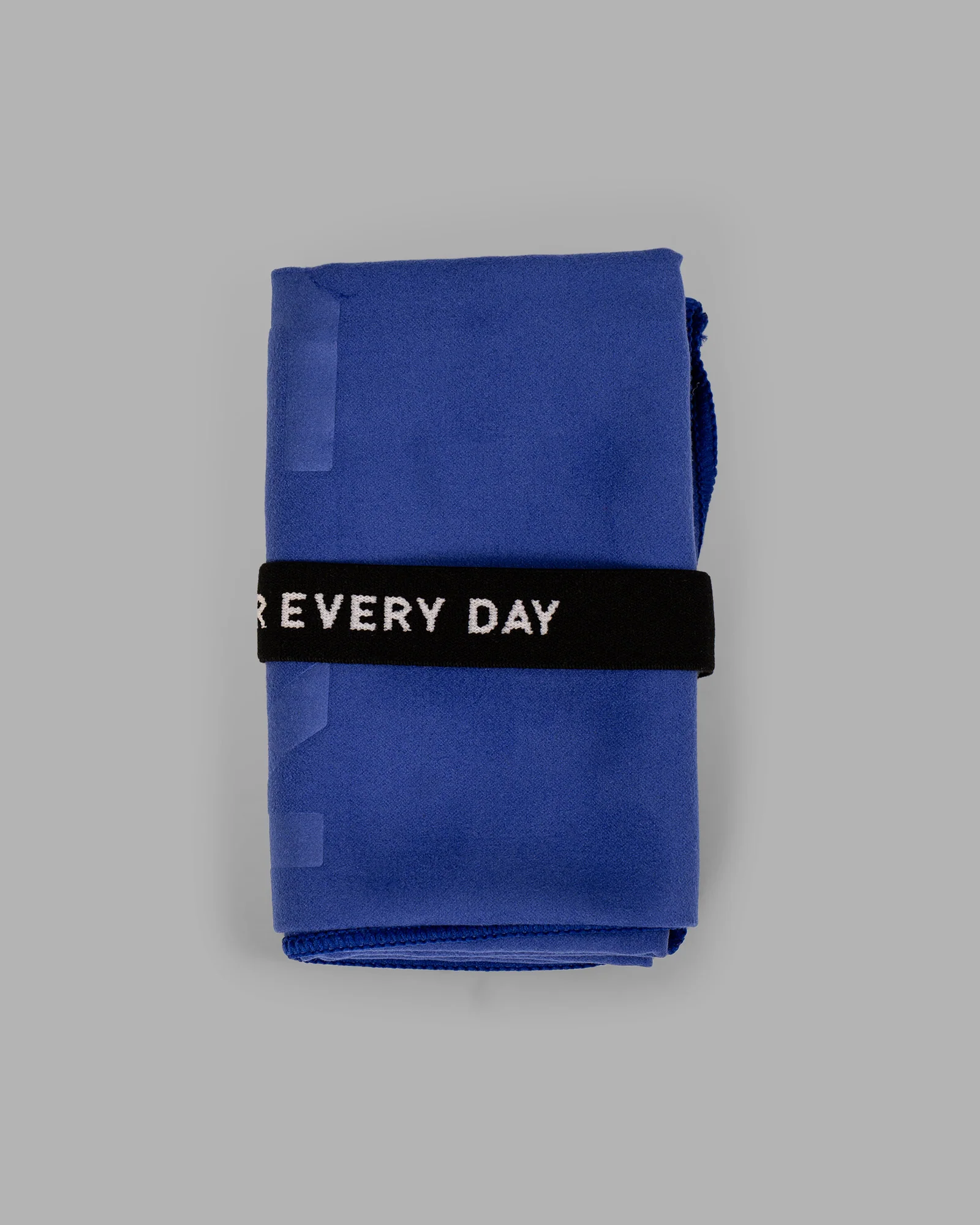Perform Microfibre Lightweight Towel Small - Power Cobalt - Image 3