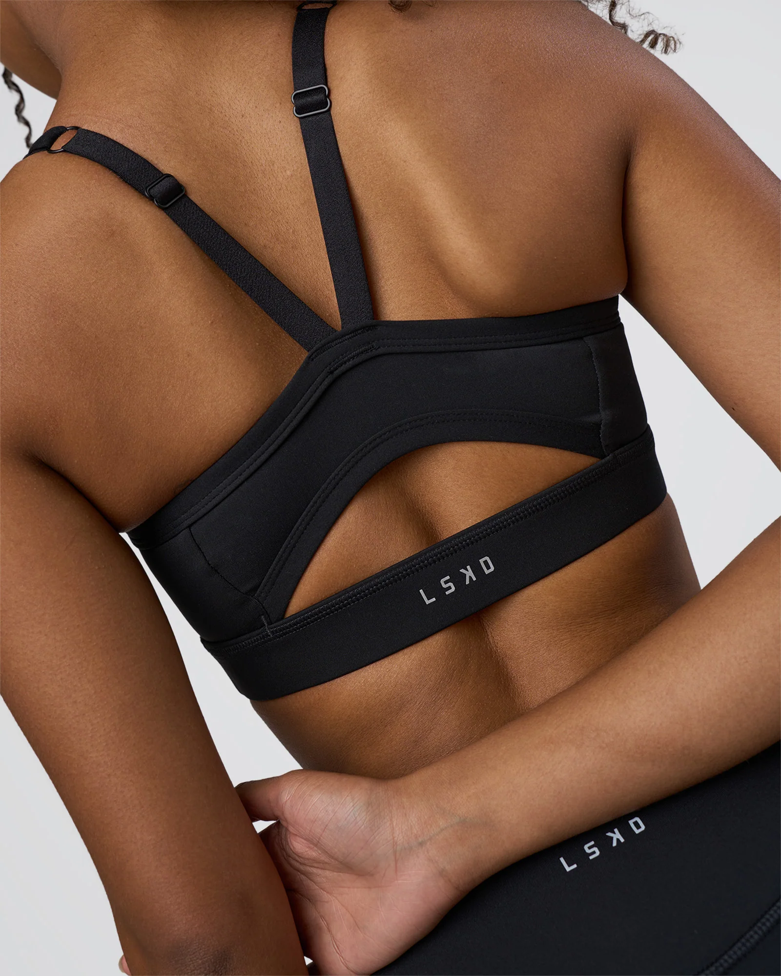Momentum Sports Bra D/DD/E - Black - Image 2