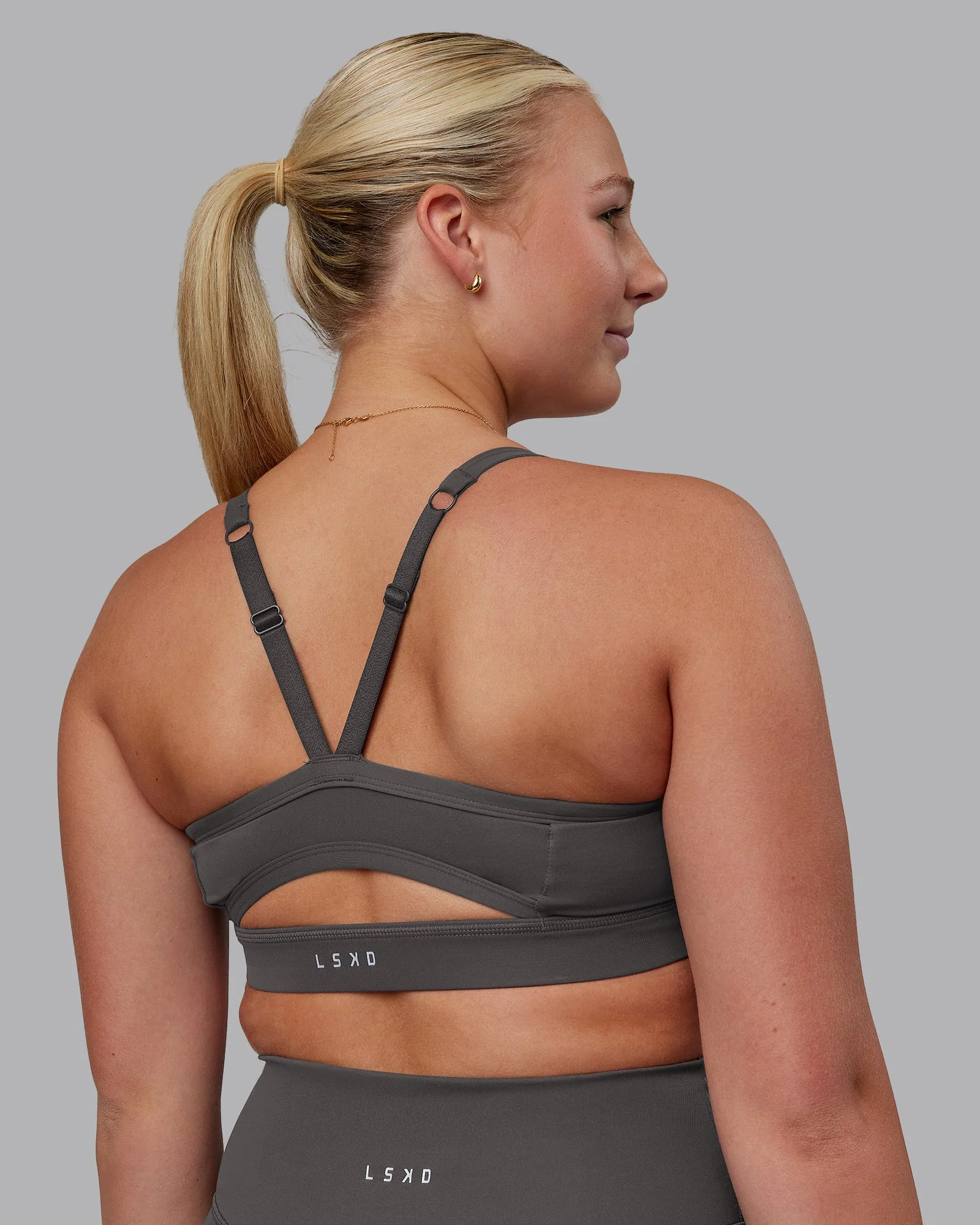 Momentum Sports Bra D/DD/E - Dark Storm - Image 2