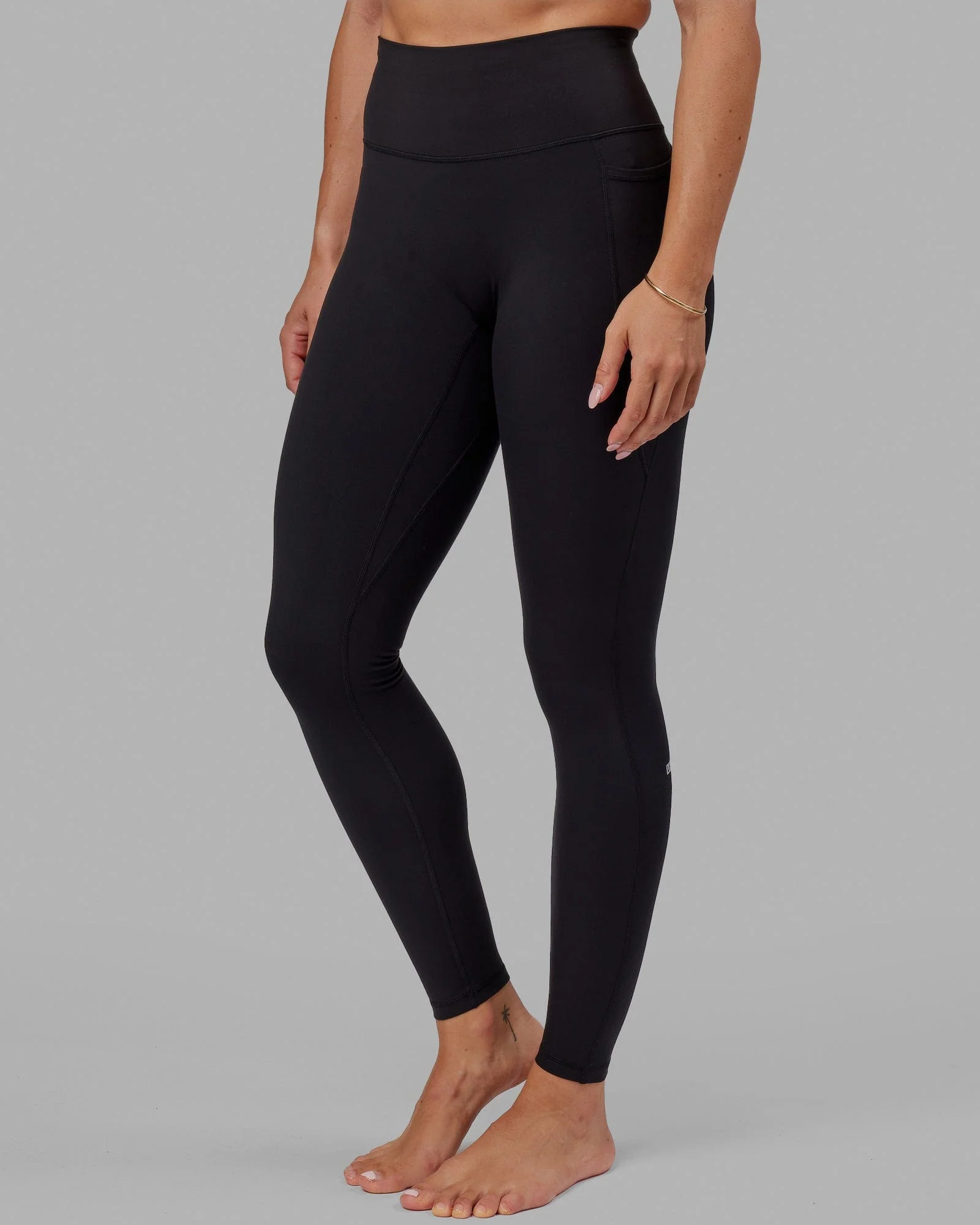 O.G. Fusion Ultra High-Rise Tall Legging Pockets - Black - Image 5