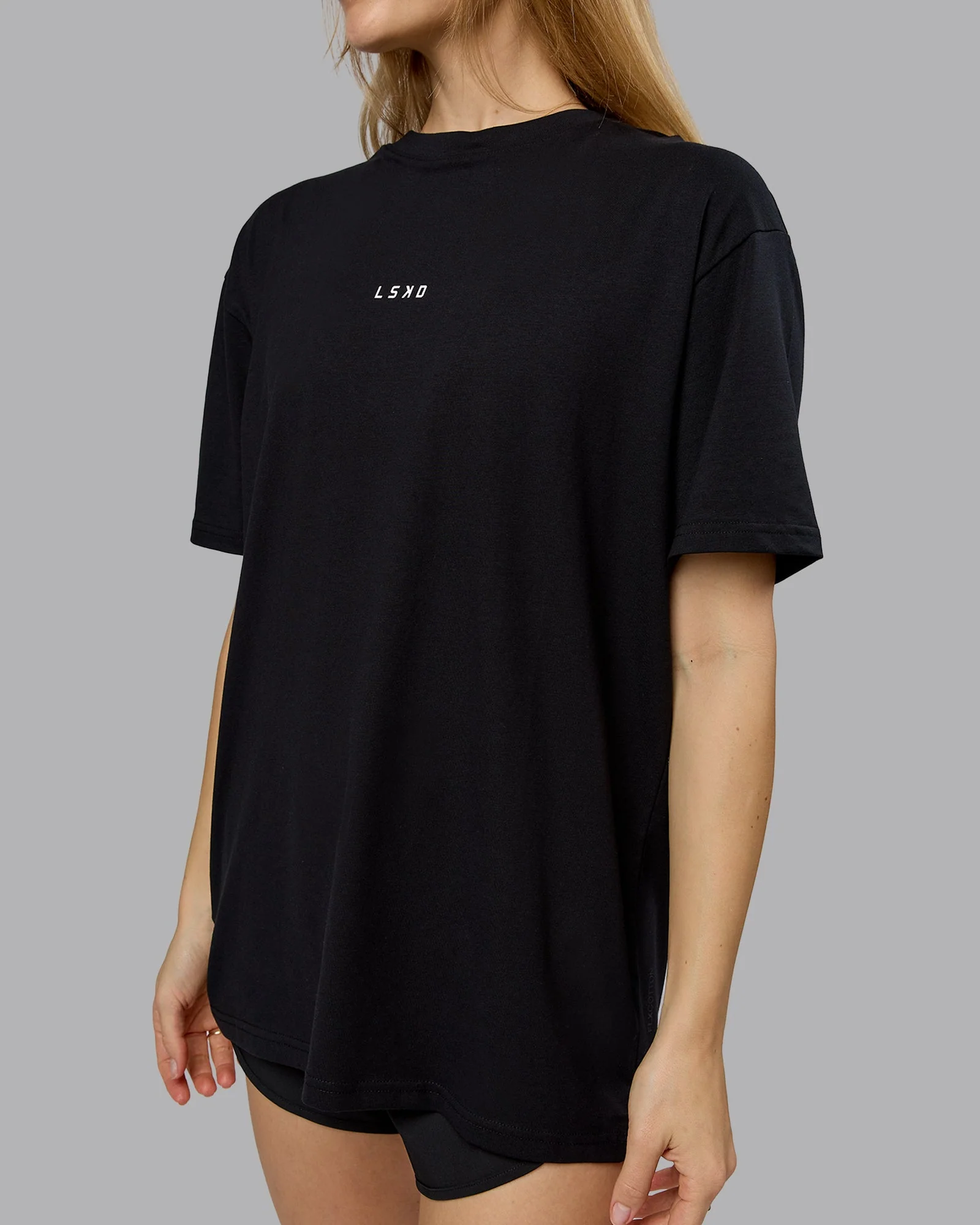 On Repeat FLXCotton Oversized Tee - Black-White - Image 8
