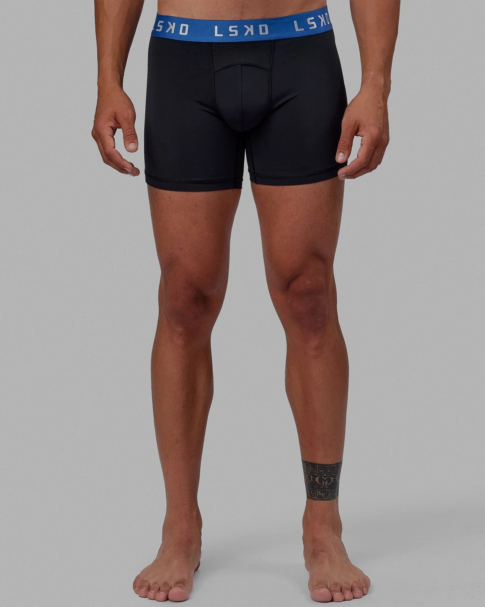 Perform Trunks 3-Pack - Black-Black/Black-White/Black-Galactic Cobalt - Image 10