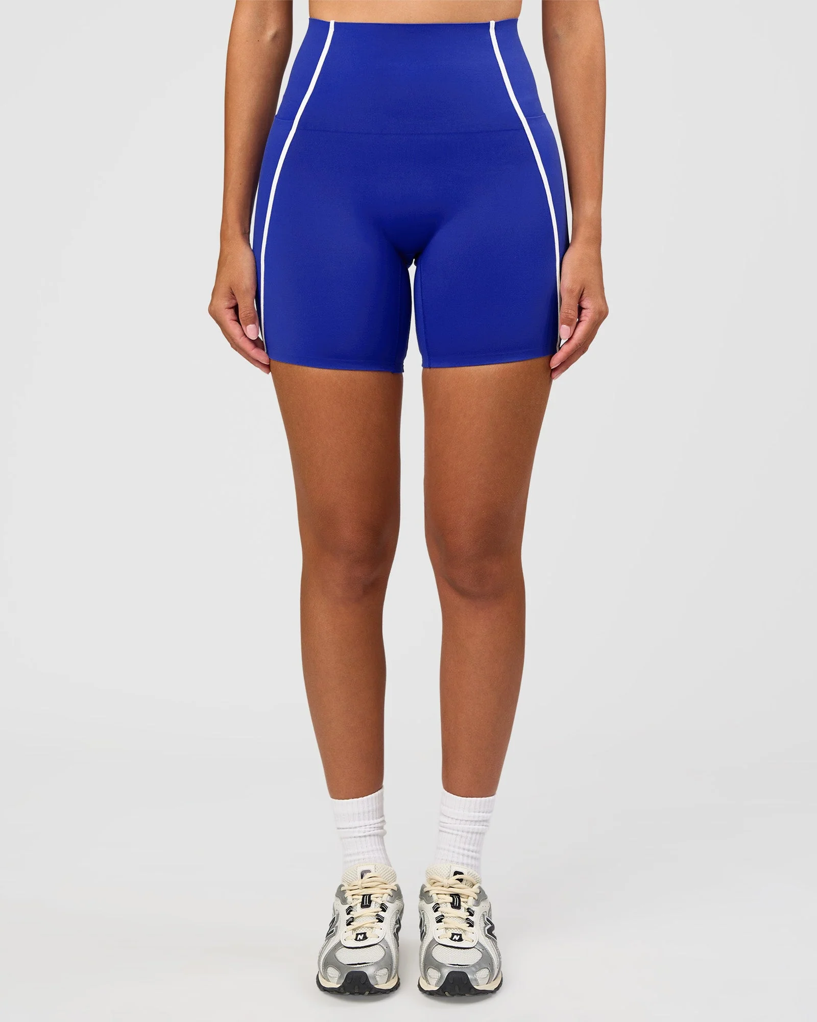 Power Ultra High-Rise 6" Short Pockets - Electric Indigo - Image 5